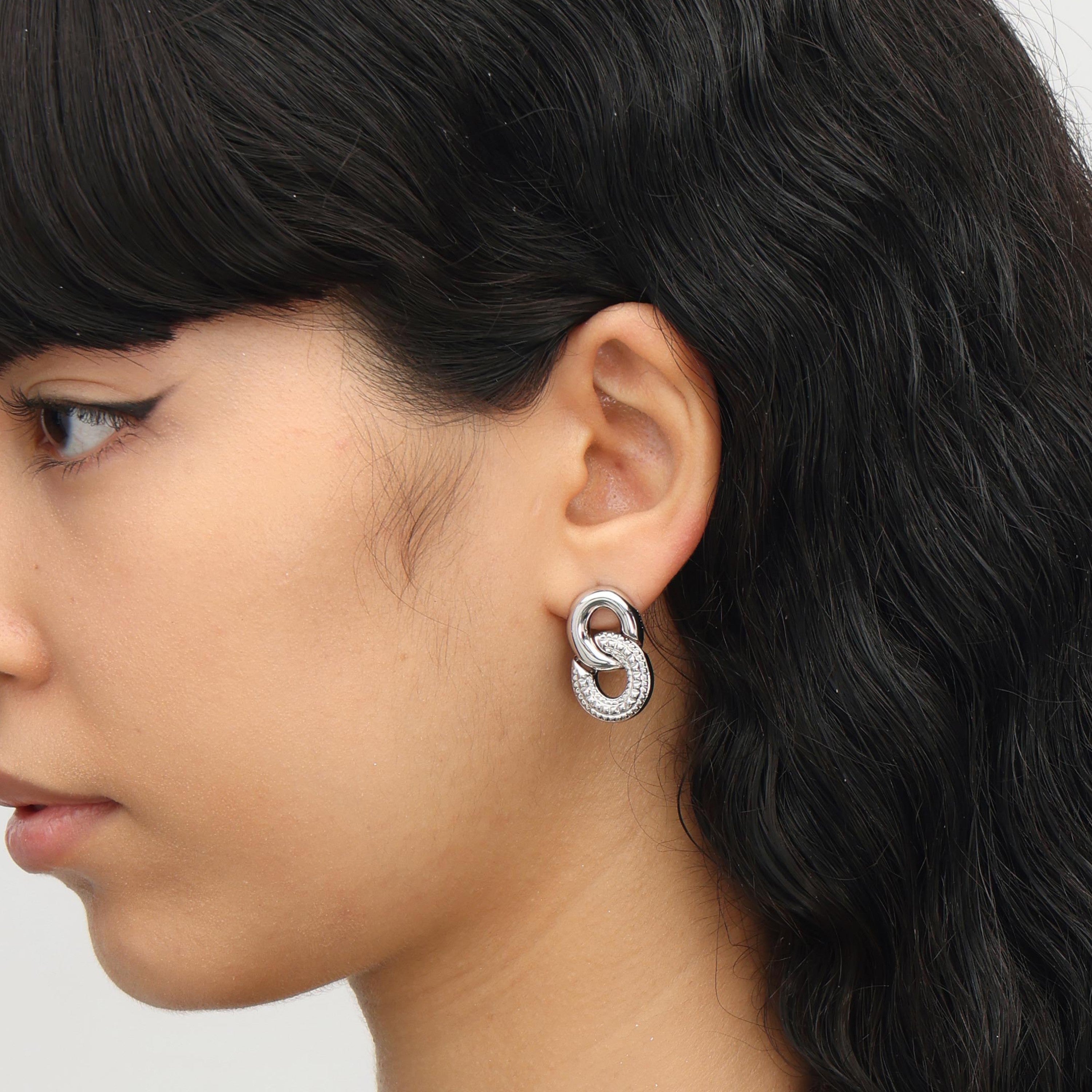 RSNY diamond pattern chain earrings - RSNY R2059A Copper Rhodium Plated/Tremella Needle Size: 15 * 25 * 4mm Diamond pattern design elements/sterling silver high-quality ear needles/staggered ring geometric shape/lightweight brand craftsmanship