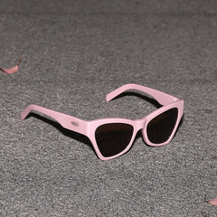 RSNY Square OVAL Butterfly Sunglasses - RSNY ·MJ0015D · Plate/nylon lenses · Frame width 145.7mm/temple length 145mm · Lens width 55mm/height 44.7mm · Unisex butterfly wings exaggerated design/0 touch metal logo/20% upward line to increase fashion/soft milk powder color scheme