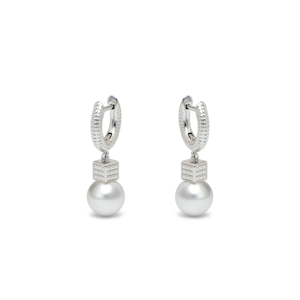 RSNY diamond pattern pearl earrings - RSNY R2065A Rhodium copper plating/beads Weight: 4.5g Size: 12 * 8 * 25mm Diamond pattern design elements/preferred boutique beads/sterling silver high-quality ear needles/mirror-grade precision polishing/lightweight brand craftsmanship