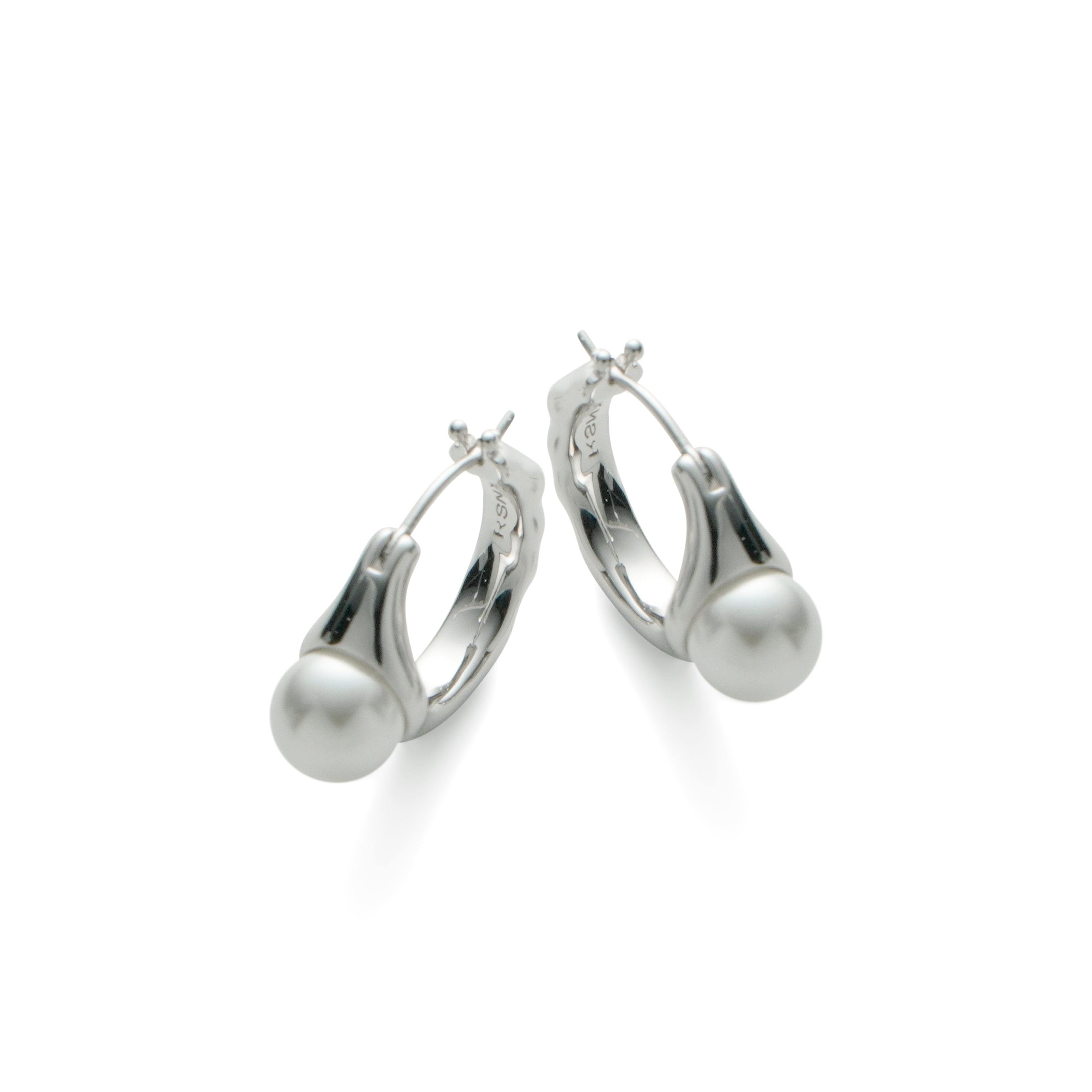 RSNY irregular pearl earrings - RSNY R2150A 铜镀铑/银耳针 约9*18*25mm 不规则设计元素/时尚感几何造型/优选精品级贝珠/精致感细节处理