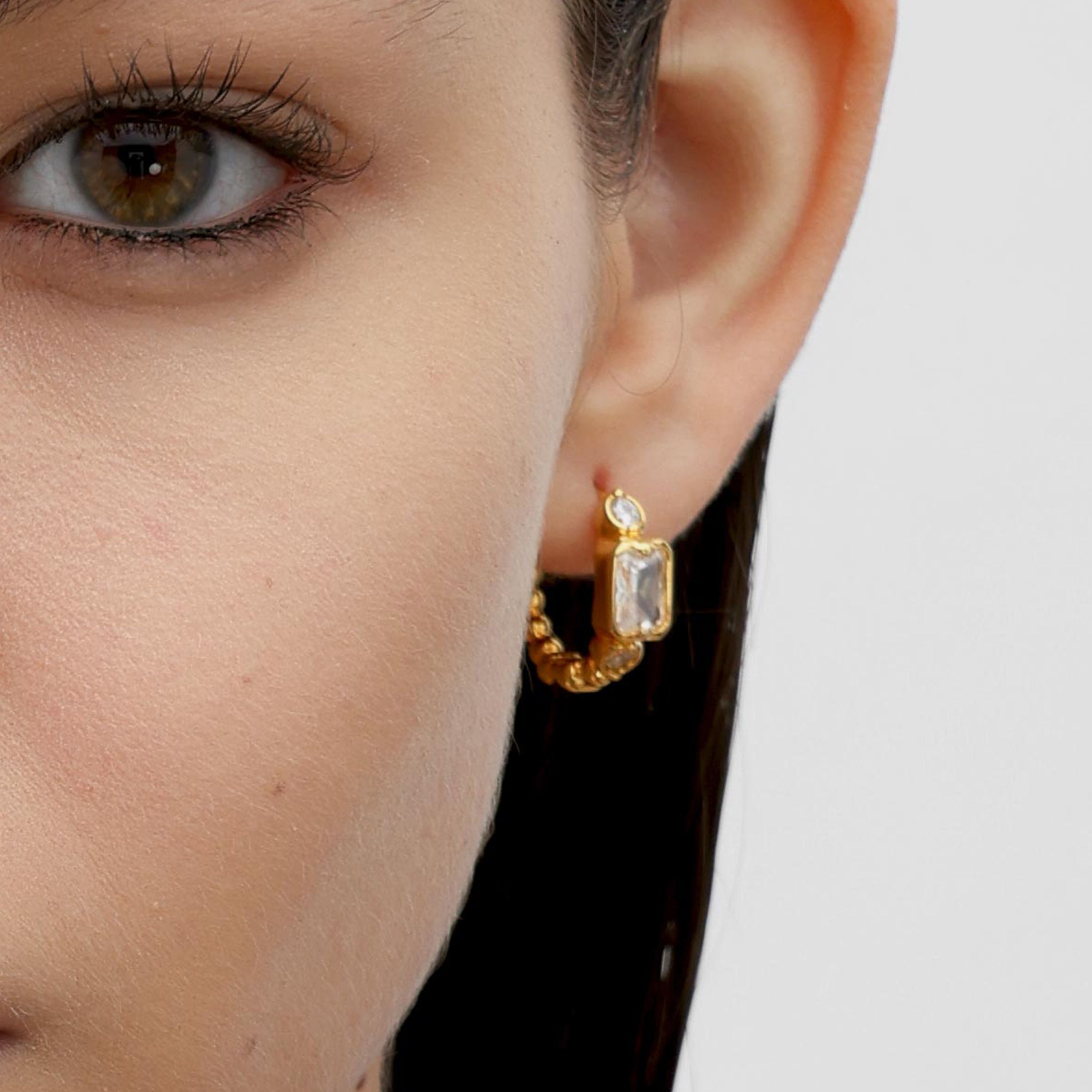 RSNY Redeen Diamond Earrings - RSNY R2103B 铜镀金/银耳针 约6*18*18mm 几何感切面造型/镜面级精工抛光/精致感细节处理/精选优质仿钻石