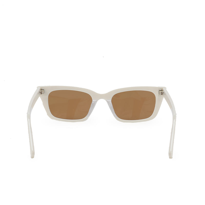 RSNY UN Cut Sunglasses - RSNY ·MJ0003C · Plate/nylon lenses · Frame width 148mm/temple length 150mm Lens width 51mm/height 34.4mm Unisex 15% up frame to enhance fashion/0 touch metal logo/milk white color scheme highlights soft and bright