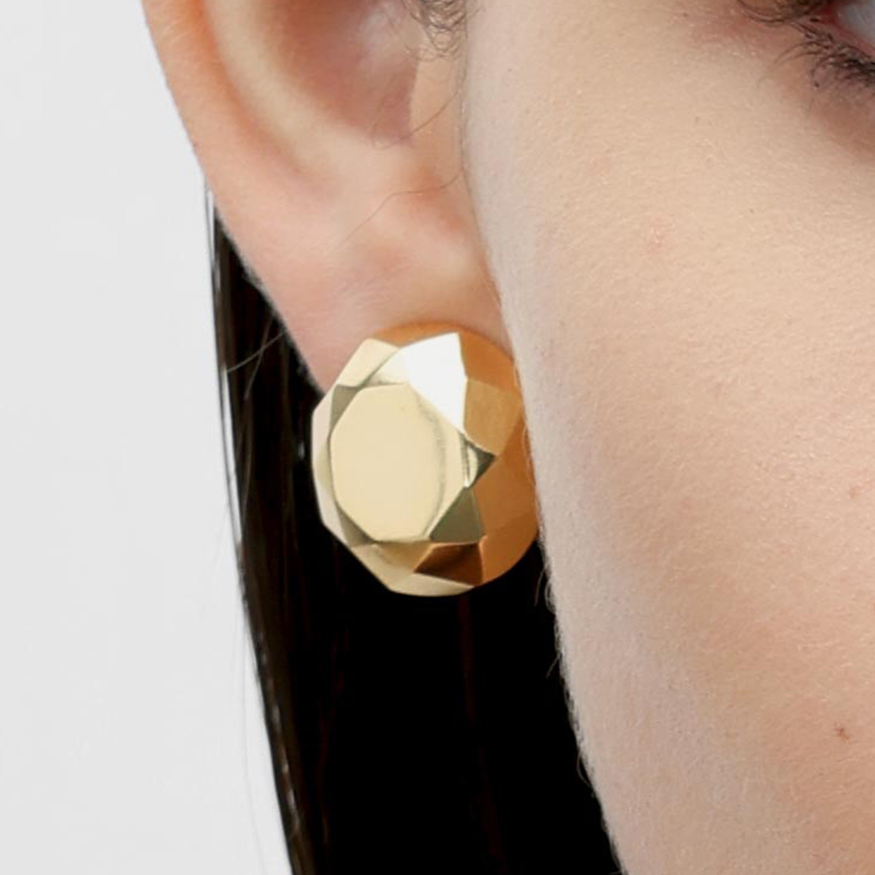 RSNY round diamond cut stud earrings - RSNY R2168B 铜镀金/银耳针 约20*20*7mm 钻石型设计元素/几何感切面造型/镜面级精工抛光/纯银高品质耳针