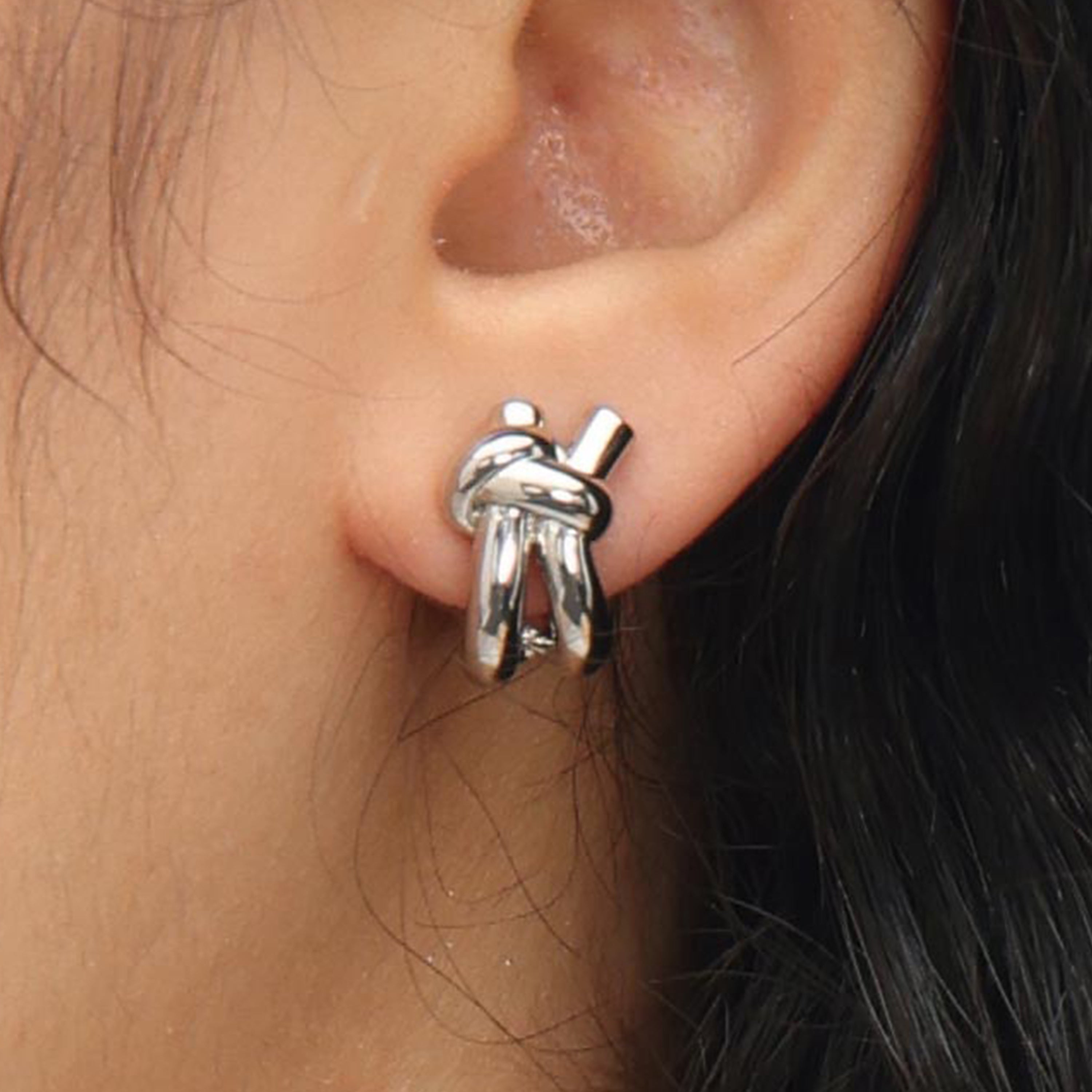 RSNY knot earrings - RSNY R2032A Copper Rhodium Plated/S925 Tremella Needle/Brand Ear Plug Weight: 7.8g Size: 17 * 11 * 9mm three-dimensional geometric design/exquisite detail processing/sterling silver high-quality ear needles/mirror-grade precision polishing/lightweight brand craftsmanship
