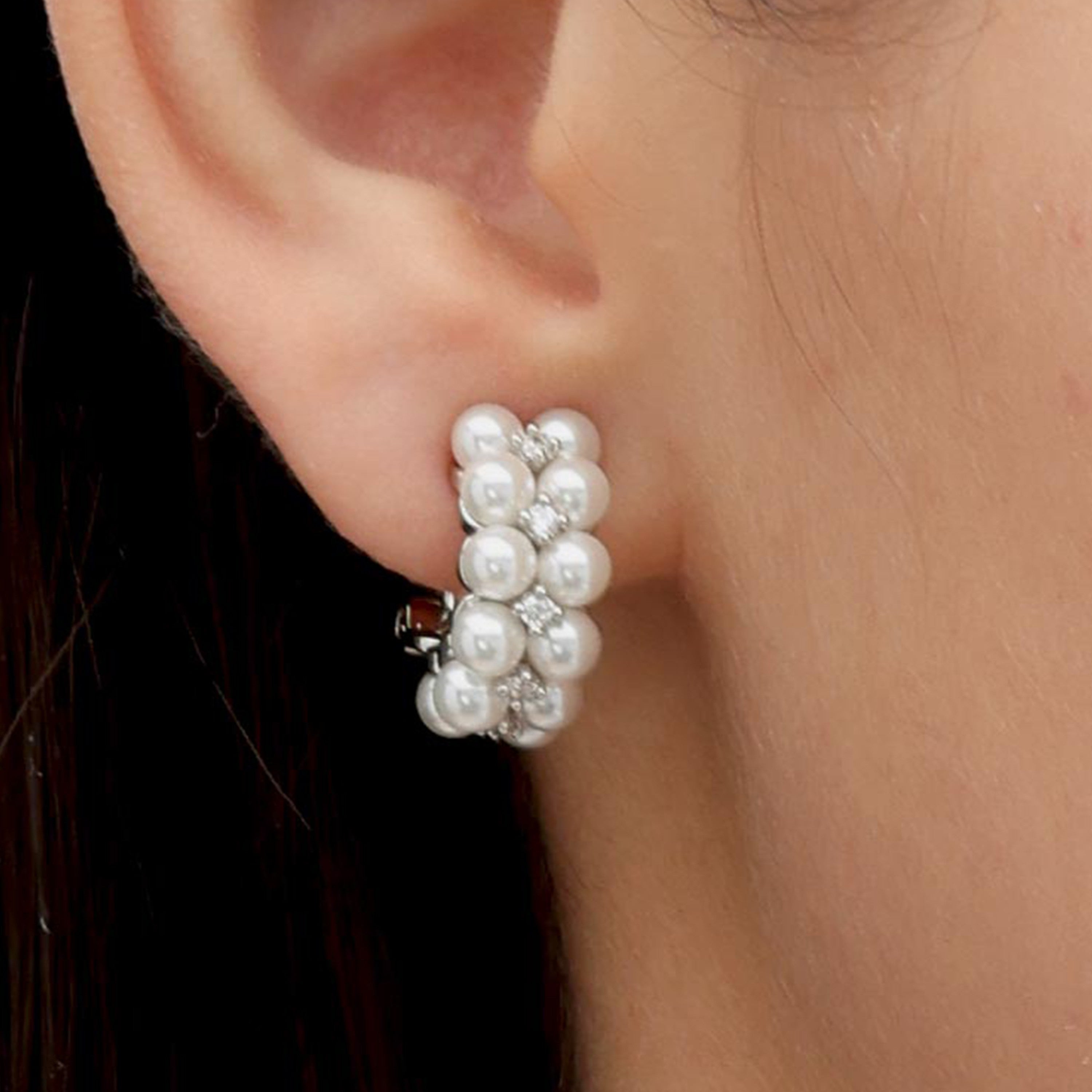 RSNY double pearl earrings - RSNY R2164A 铜镀铑/银耳针 约19*8*13mm 波点型设计元素/时尚感几何造型/优选精品级贝珠/精致感细节处理