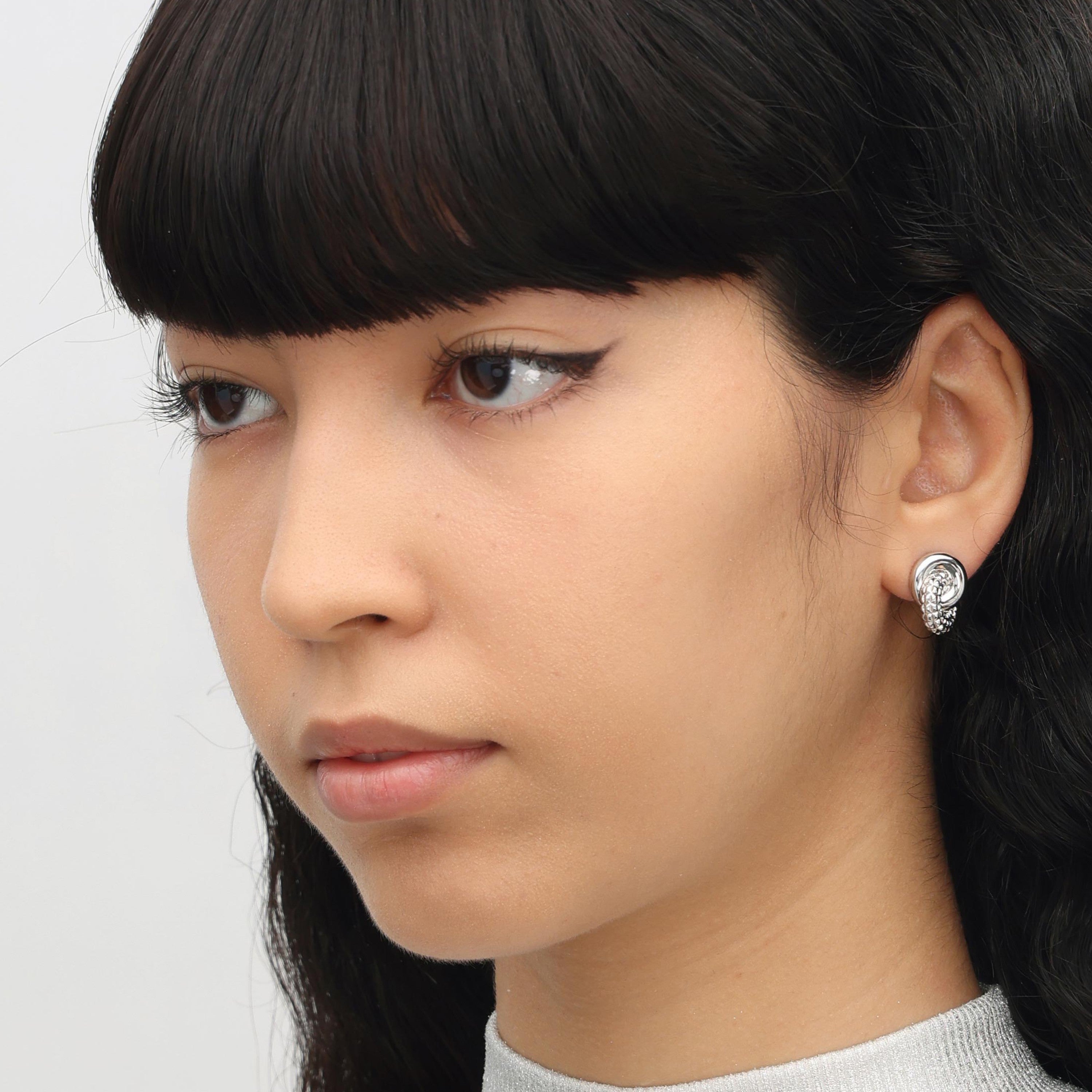 RSNY diamond pattern chain stud earring chain - RSNY R2026A Copper Rhodium Plated/S925 Tremella Needle/Brand Ear Plug Weight: 9.4g undefined Diamond pattern design elements/staggered ring geometry/sterling silver high-quality ear needles/mirror-grade precision polishing/lightweight brand craftsmanship