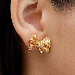 RSNY shiny bow stud earrings - RSNY R2183B 铜镀金/银耳针 约22*16*6mm 波纹感设计元素/蝴蝶结立体造型/纯手工精雕工艺/精致感细节处理