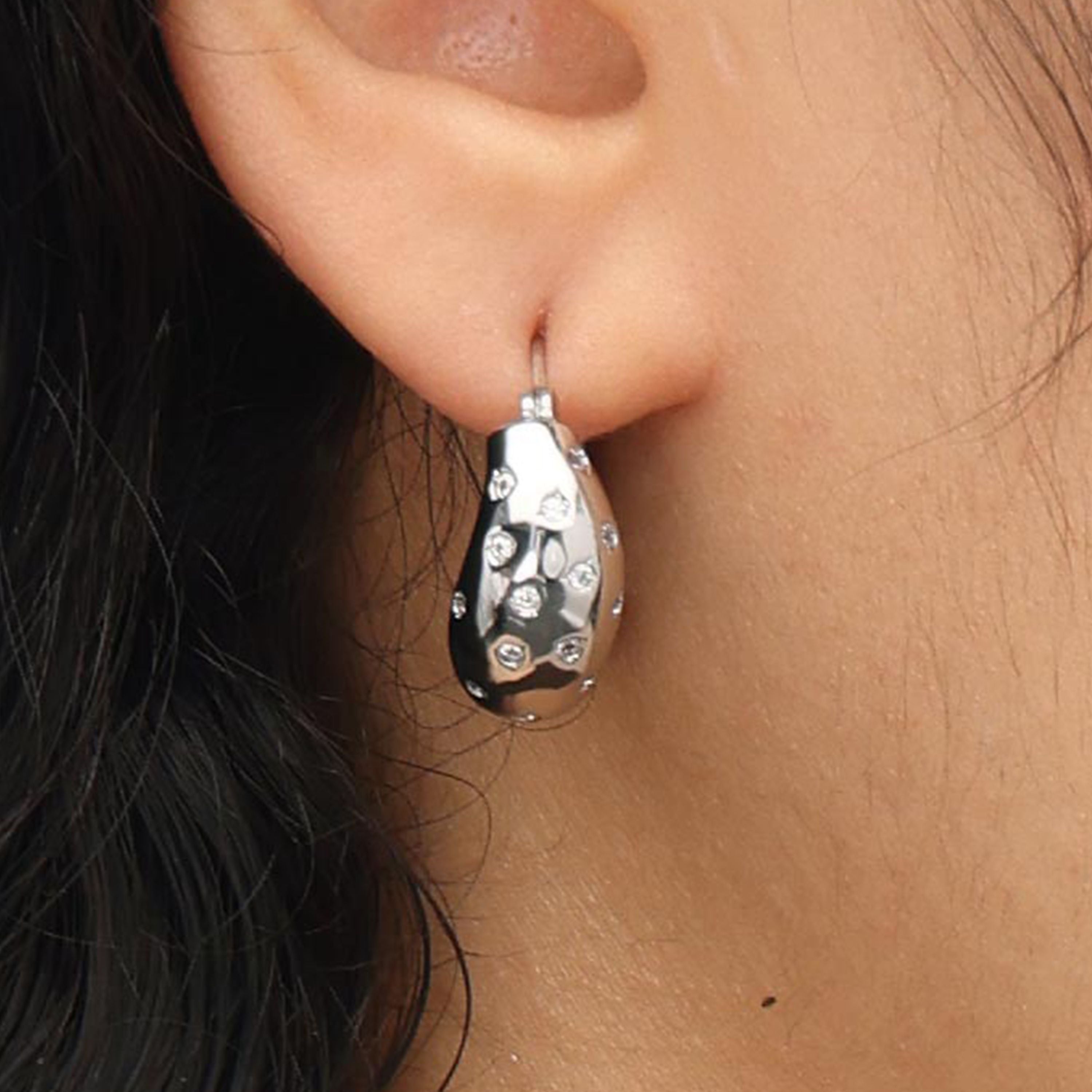 RSNY simple line earrings - RSNY R2123A 铜镀铑/银耳针 约10*21*21mm 立体感几何设计/镜面级精工抛光/精选优质仿钻石/纯银高品质耳针