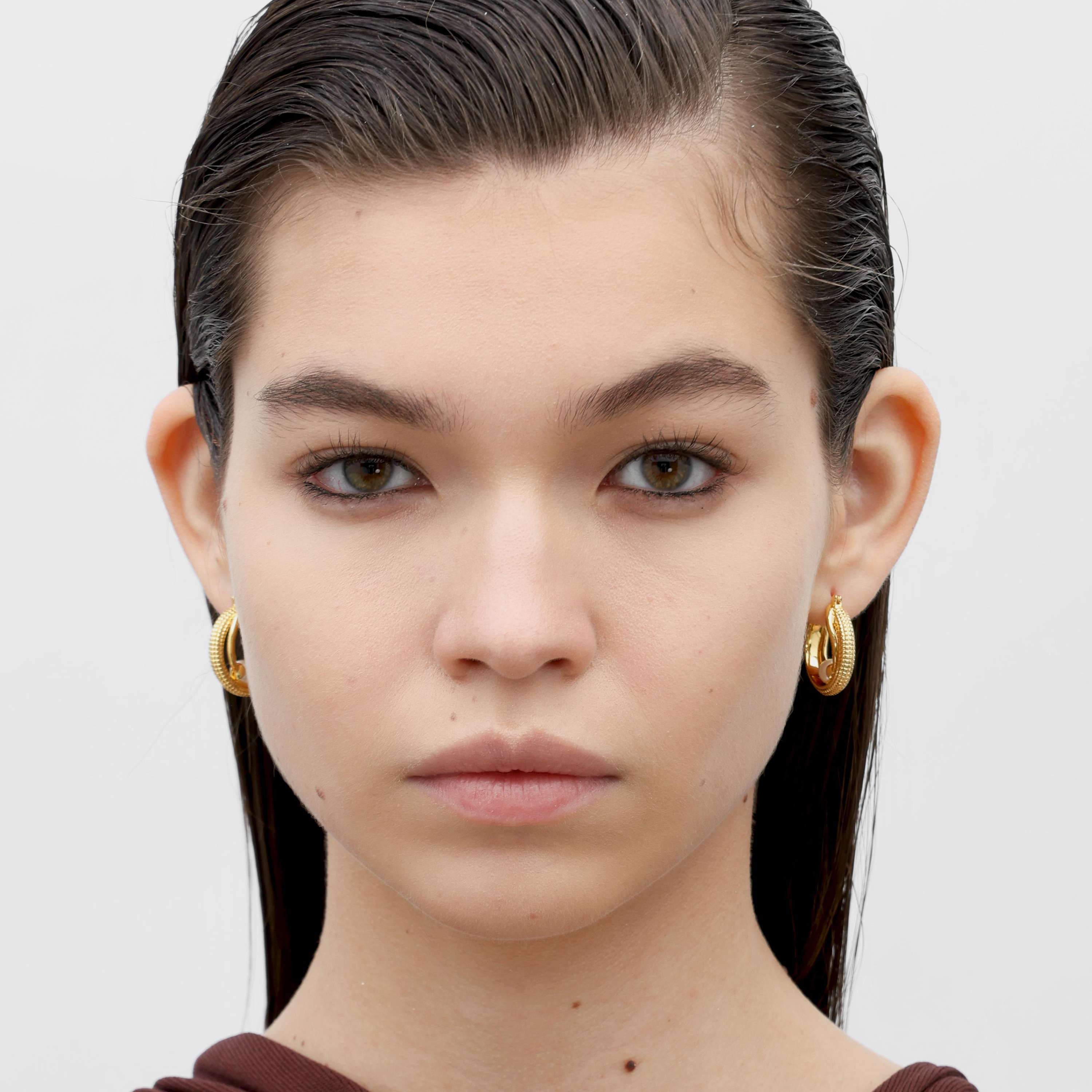 RSNY double pearl earrings - RSNY R2139B 铜镀金/银耳针 约6*22*23mm 钻石纹设计元素/时尚感几何造型/优选精品级贝珠/精致感细节处理