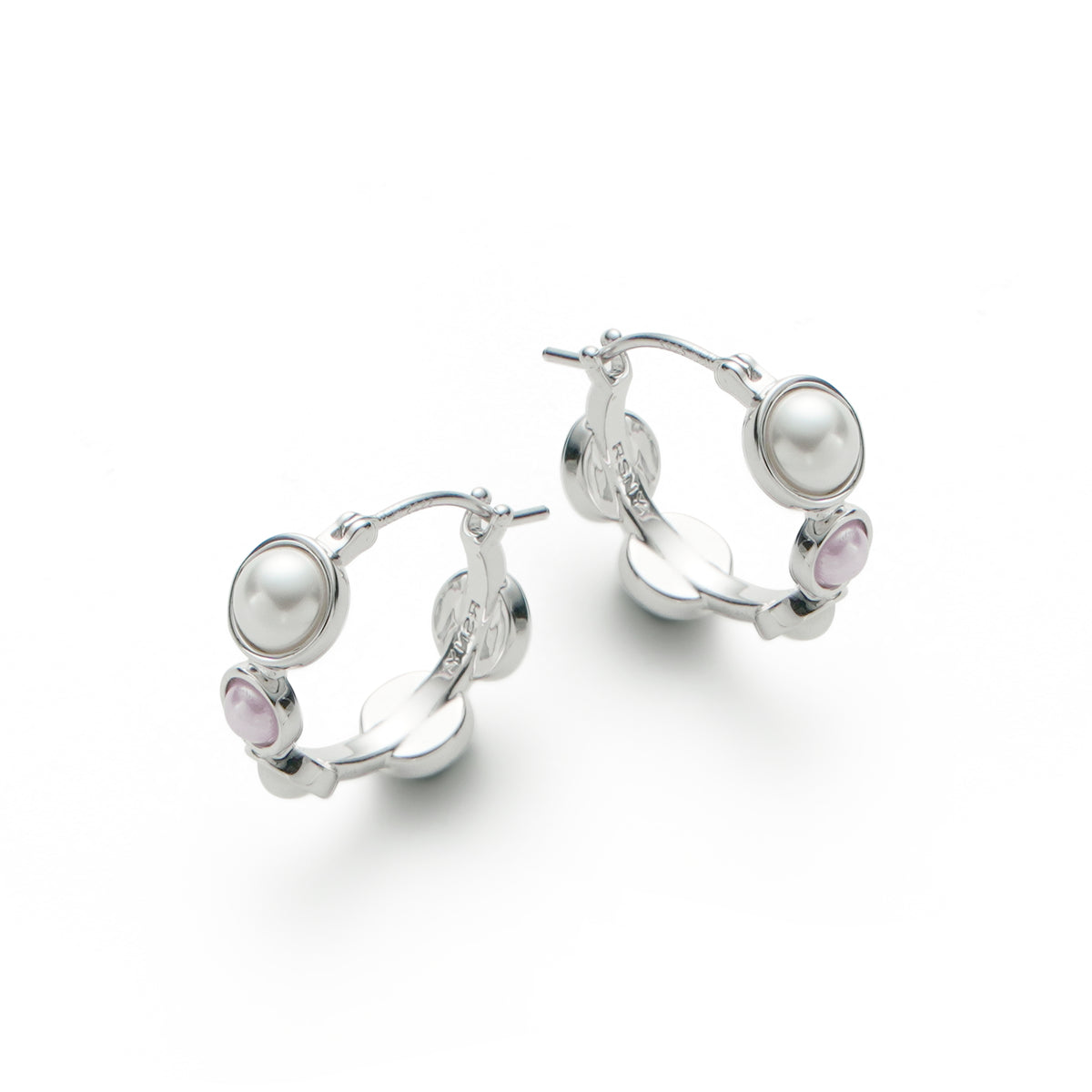 RSNY irregular pearl earrings - RSNY R2169A 铜镀铑/银耳针 约22*22*7mm 圆环型设计元素/时尚感几何造型/优选精品级贝珠/精致感细节处理