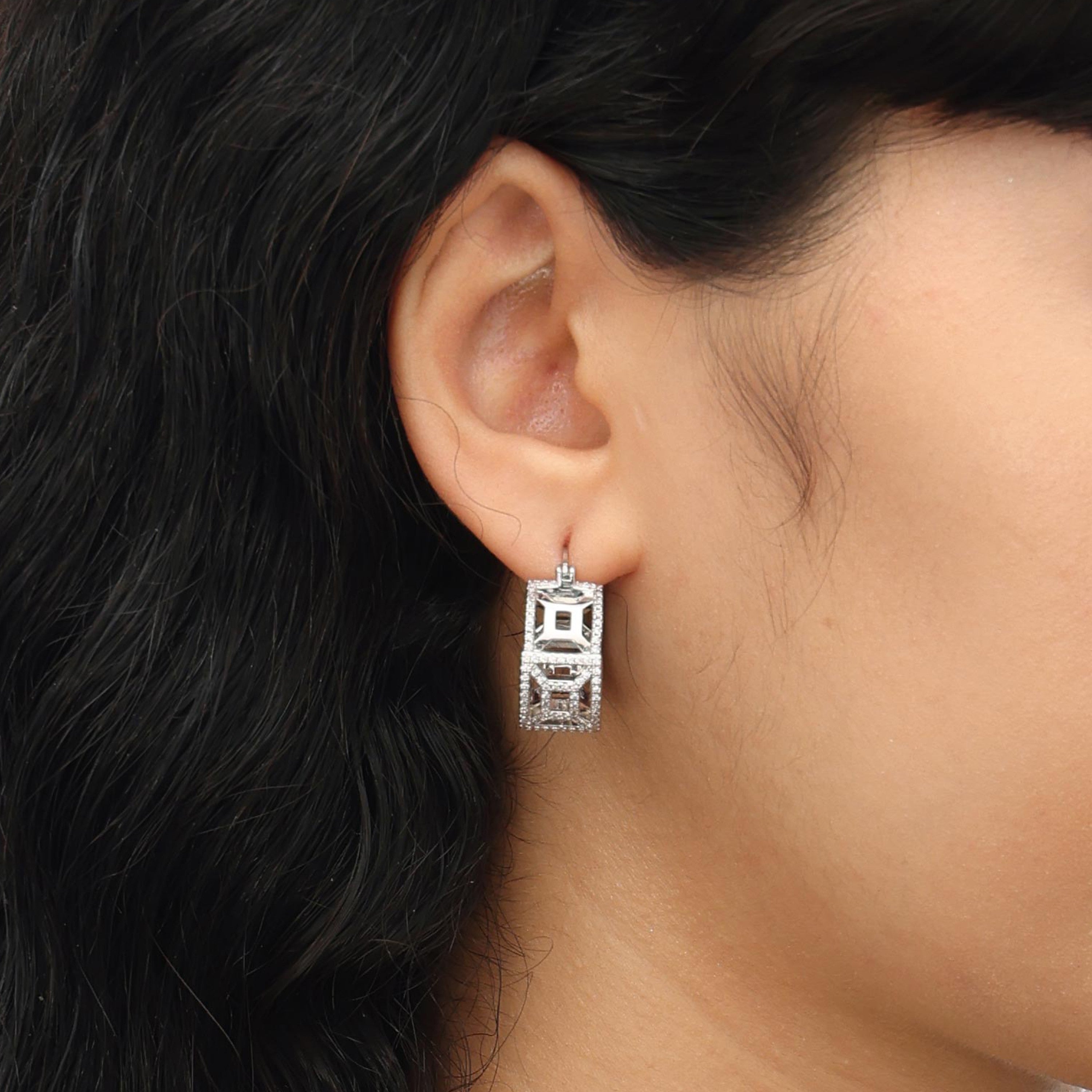 RSNY Diamond Line Earrings - RSNY R2041A Copper Rhodium Plated/S925 Tremella Needle/Cubic Zirconia Weight: 12g Size: 24 * 10 * 22mm Diamond pattern design elements/lightweight hollowing process/pure manual inlay skills/mirror-level precision polishing