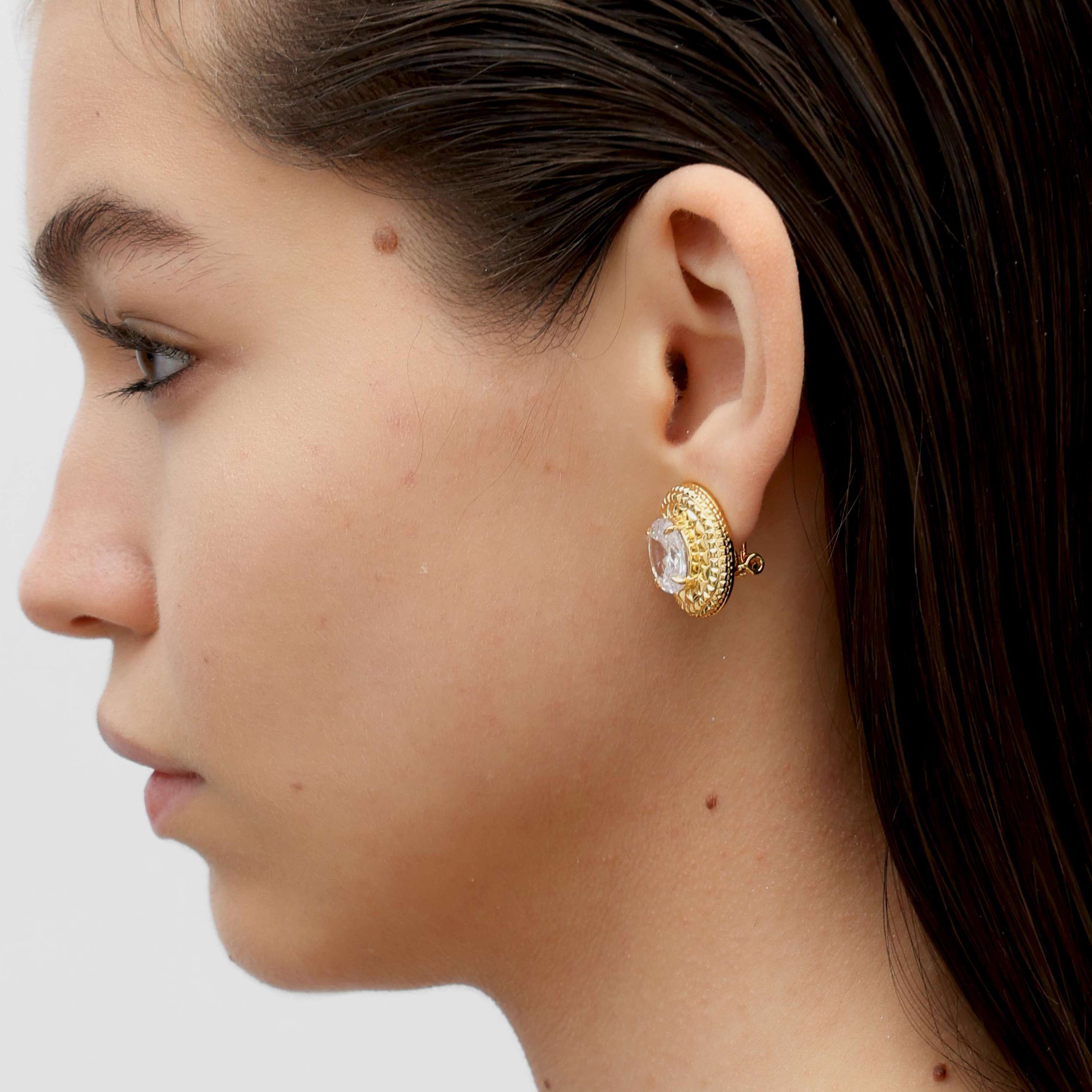 RSNY diamond texture stud earrings - RSNY R2063B 铜镀金/S925银耳针/立方氧化锆/品牌耳堵 重量:13.4g 约22*18*11mm 钻石纹设计元素/精选优质仿钻石/纯银高品质耳针/镜面级精工抛光/轻量化品牌工艺