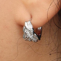 RSNY line shape earrings - RSNY R2108A 铜镀铑/银耳针 约10*15*16mm 几何缠绕感元素/纯手工镶嵌技艺/马蹄环几何造型/纯银高品质耳针