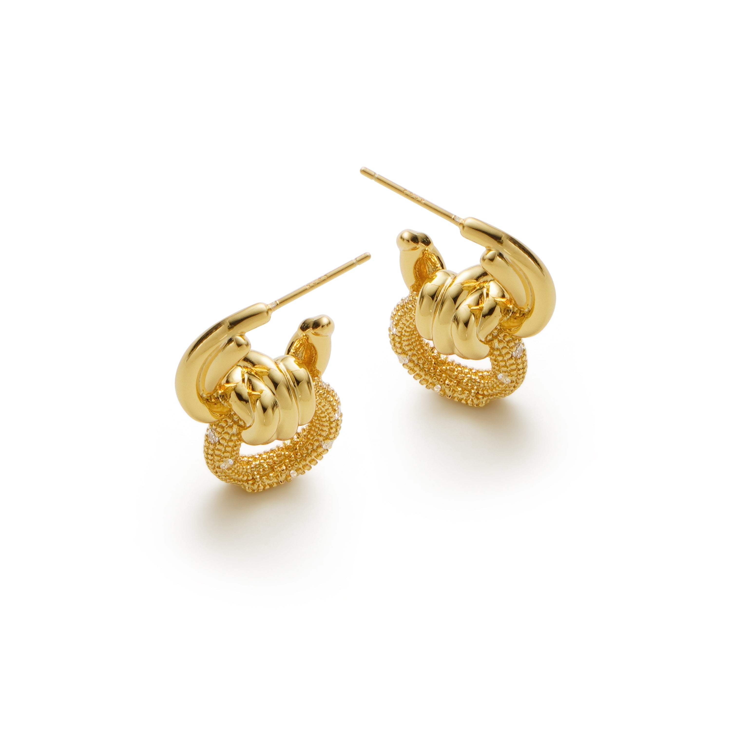 RSNY geometric abstract winding stud earrings - RSNY R2186B 铜镀金/银耳针 约24*16*9mm 钻石纹链条元素/交错环几何造型/轻量化品牌工艺/微厚重精巧质感