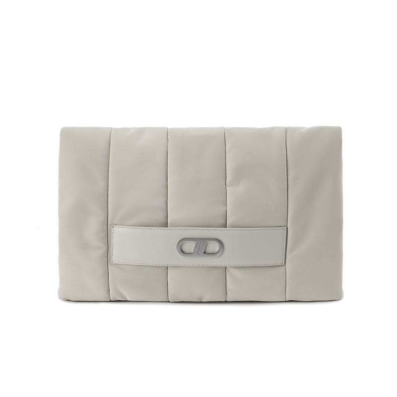 RSNY Nappy Nappy Cloud Clutch Bag - RSNY Length 38 * Width 6 * Height 25cm cow leather, super tactile leather fabric, iconic metal LOGO decoration, main mezzanine, light feel, flip design, genuine leather intervention design
