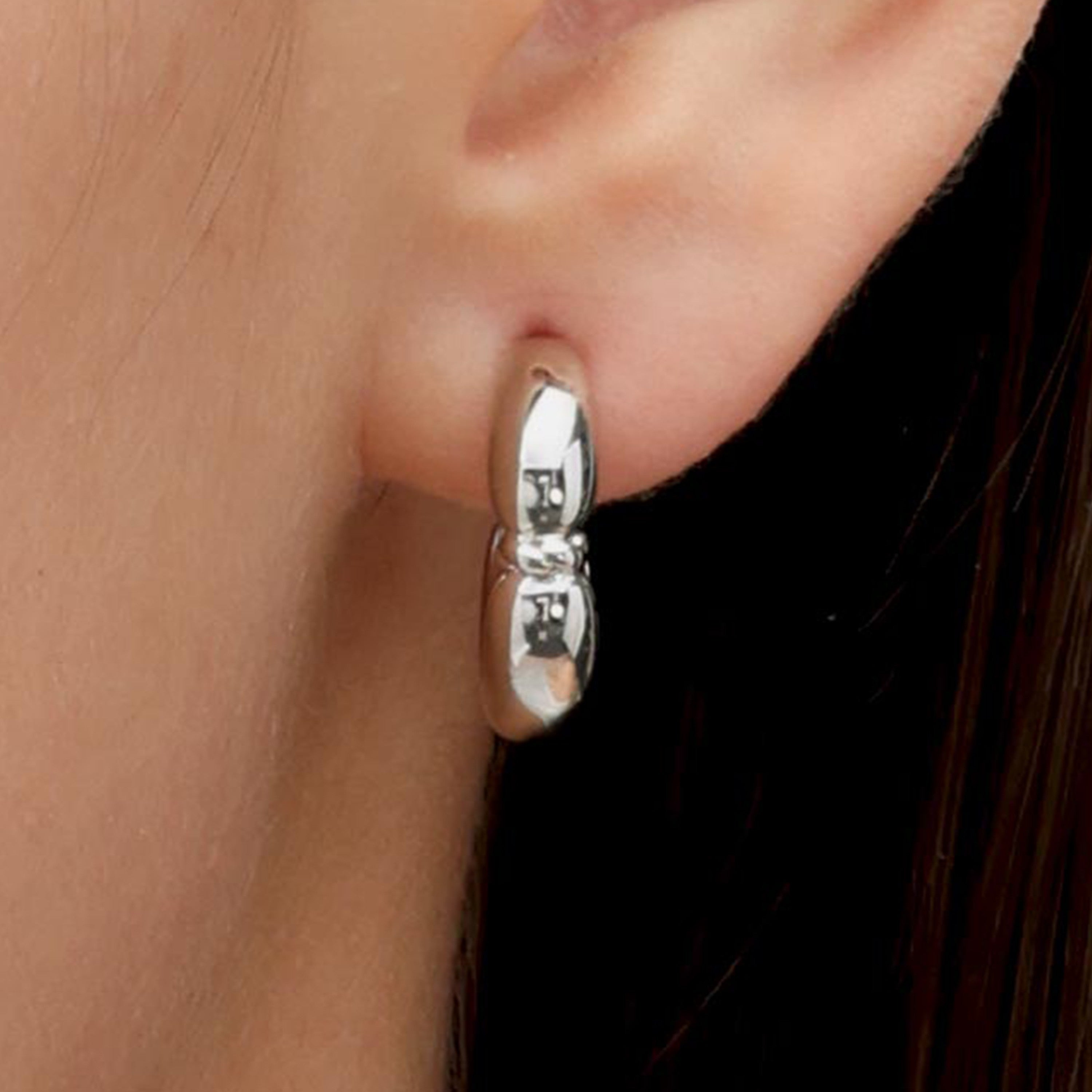 RSNY geometric earrings - RSNY R2091A 铜镀铑/S925银耳针/品牌耳堵 重量:8.4g 约20*6*20mm 几何缠绕感元素/通勤款简约造型/纯银高品质耳针/镜面级精工抛光/轻量化品牌工艺