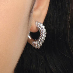 RSNY geometric shaped earrings - RSNY R2051A copper rhodium plating Weight: 13.6g Size: 22 * 7 * 24mm Diamond pattern design elements/exquisite detail processing/mirror-grade Seiko polishing/fashionable geometric modeling/lightweight brand craftsmanship