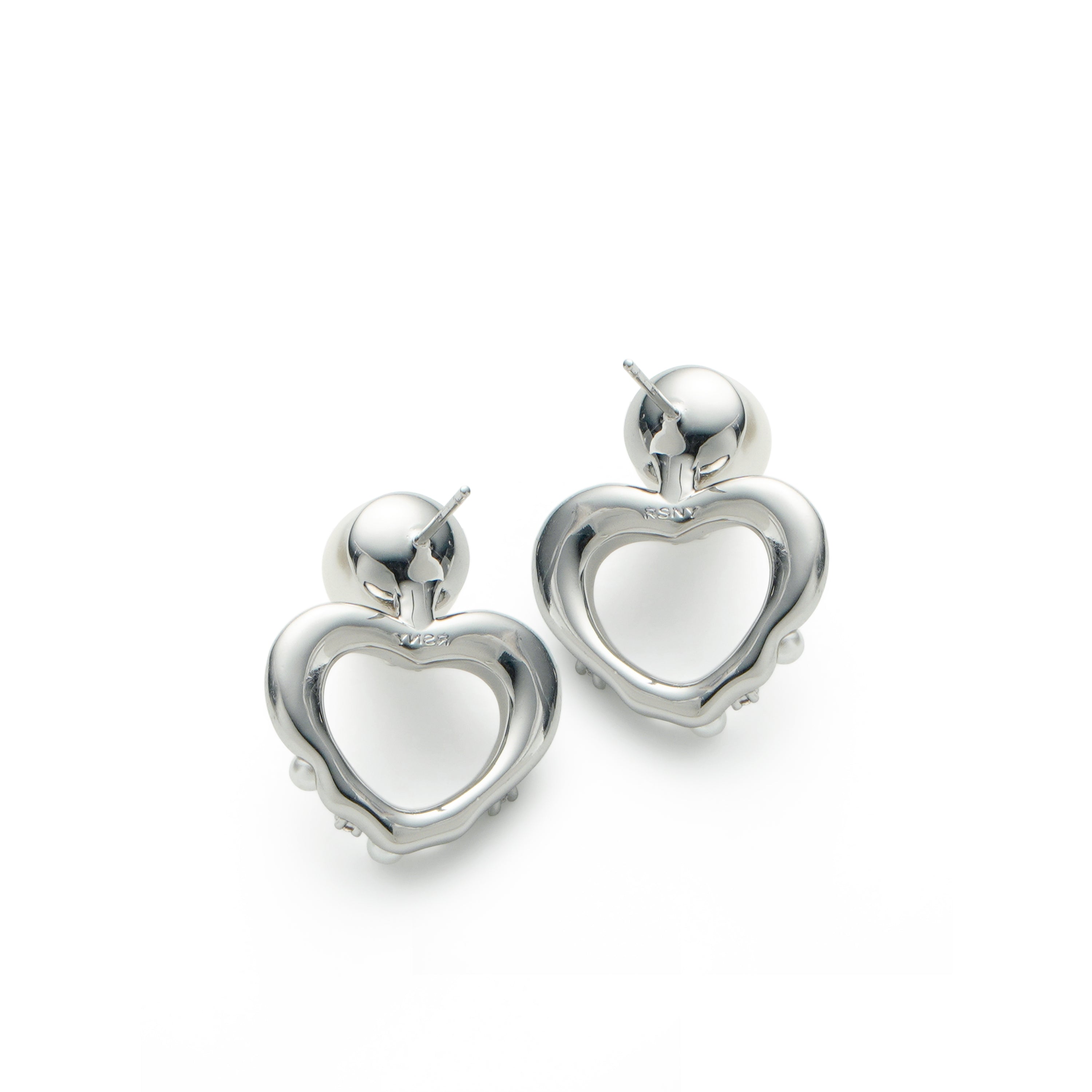 RSNY heart stud earrings - RSNY F1046A 铜镀铑/银耳针/白色贝珠 约21*29*13mm 爱心型设计元素/通勤款几何造型/纯银高品质耳针/优选精品级贝珠