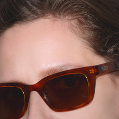 RSNY UN Cut Sunglasses - RSNY ·MJ0003B · Plate/nylon lenses · Frame width 148mm/temple length 150mm Lens width 51mm/height 34.4mm · Unisex 15% up frame to enhance fashion/0 touch metal logo/light brown color scheme more personalized