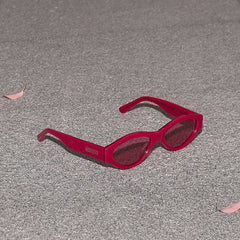 RSNY NP Cat Eye Sunglasses - RSNY ·MJ0005E · Plate/nylon lenses · Frame width 145mm/temple length 145mm · Lens width 54mm/height 33.4mm · Unisex aesthetic cat eye frame design/0 touch metal logo/widened temple on both sides/personalized rose red lenses and plates