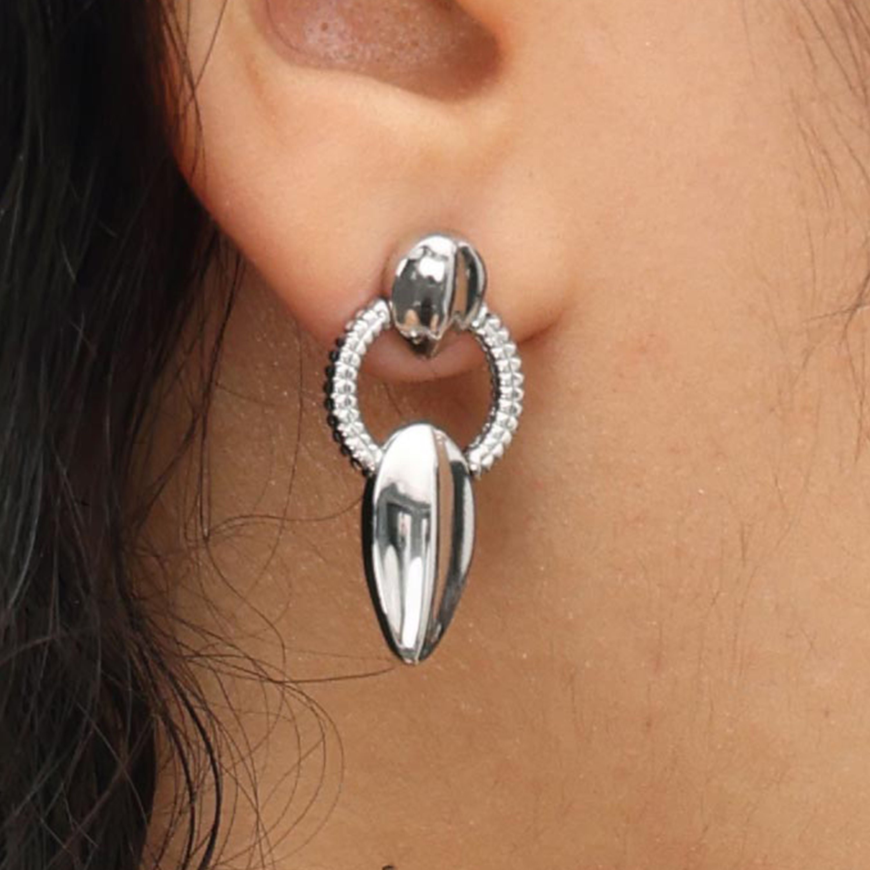 RSNY Roman Styling Earrings - RSNY R2129A 铜镀铑/银耳针 约15*29*5mm 立体感几何设计/纯手工精雕工艺/镜面级精工抛光/纯银高品质耳针