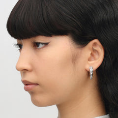 RSNY geometric shaped earrings - RSNY R2051A copper rhodium plating Weight: 13.6g Size: 22 * 7 * 24mm Diamond pattern design elements/exquisite detail processing/mirror-grade Seiko polishing/fashionable geometric modeling/lightweight brand craftsmanship