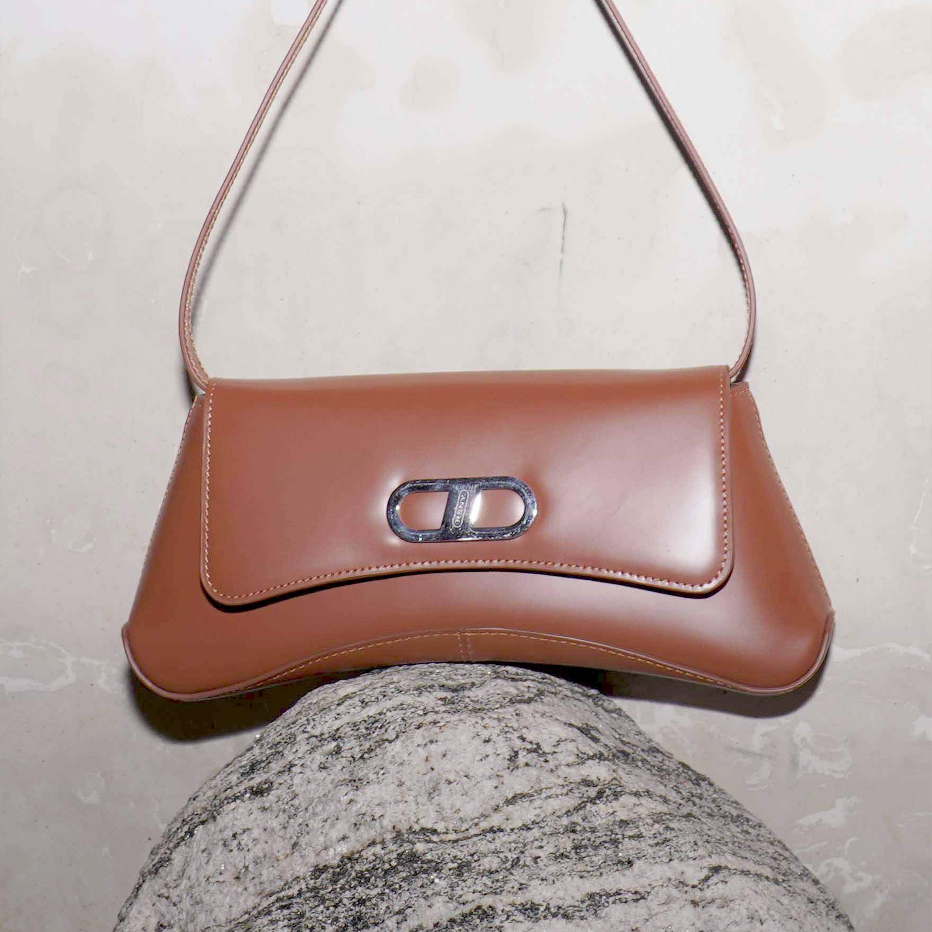 RSNY The Bridge Small Handbag - RSNY Bag body 260mm/115mm Shoulder strap 530mm/15mm Top layer cowhide leather/ELIZABETH technology leather blended fabric, stainless steel gold-plated brand decorative buckle