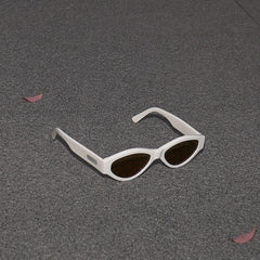 RSNY NP Cat Eye Sunglasses - RSNY ·MJ0005B · Plate/nylon lenses · Frame width 145mm/temple length 145mm · Lens width 54mm/height 33.4mm · Unisex aesthetic cat eye frame design/0 touch metal logo/widened temple on both sides/milk white color scheme highlights soft and bright