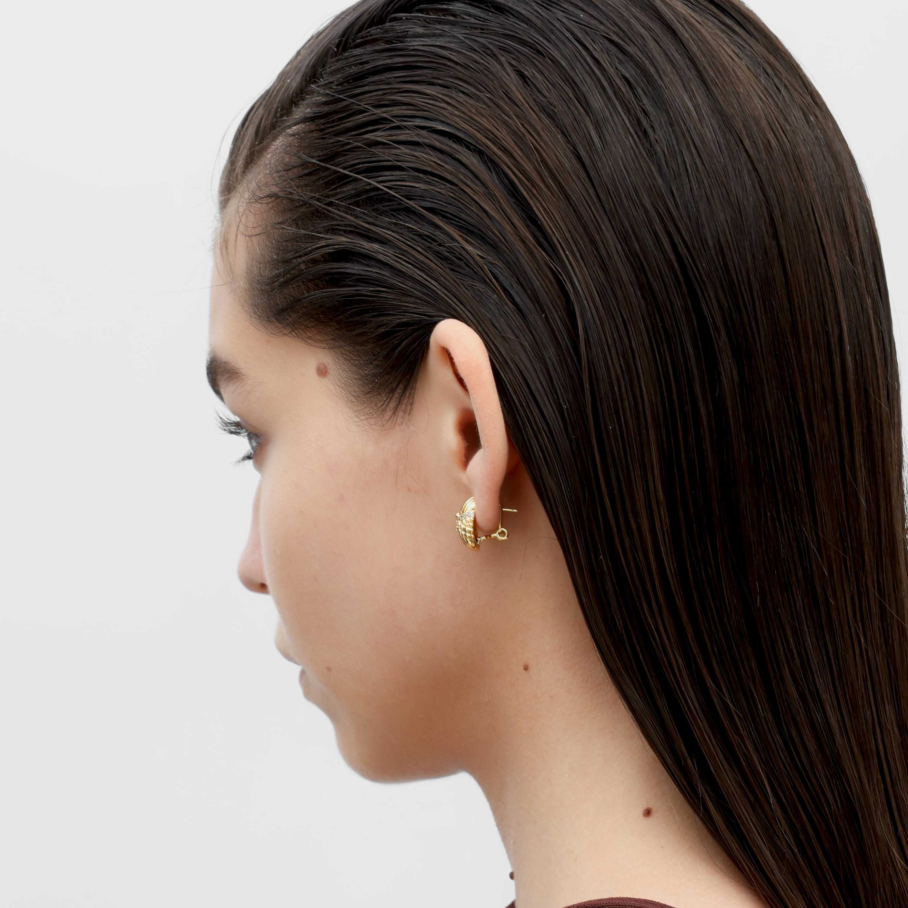 RSNY Roman Styling Earrings - RSNY R2122B 铜镀金/银耳针 约12*17*18mm 钻石纹设计元素/交错环几何造型/纯手工精雕工艺/高韧性弹簧耳扣