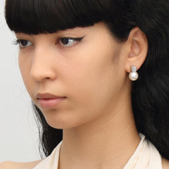 RSNY Diamond Pearl Stud Earrings - RSNY R2064A Copper plated rhodium/S925 Tremella needle/bead/brand ear plug Weight: 8.2g Size: 18 * 12 * 12mm Diamond pattern design elements/preferred boutique beads/fashionable geometric modeling/mirror-level precision polishing/lightweight brand craftsmanship