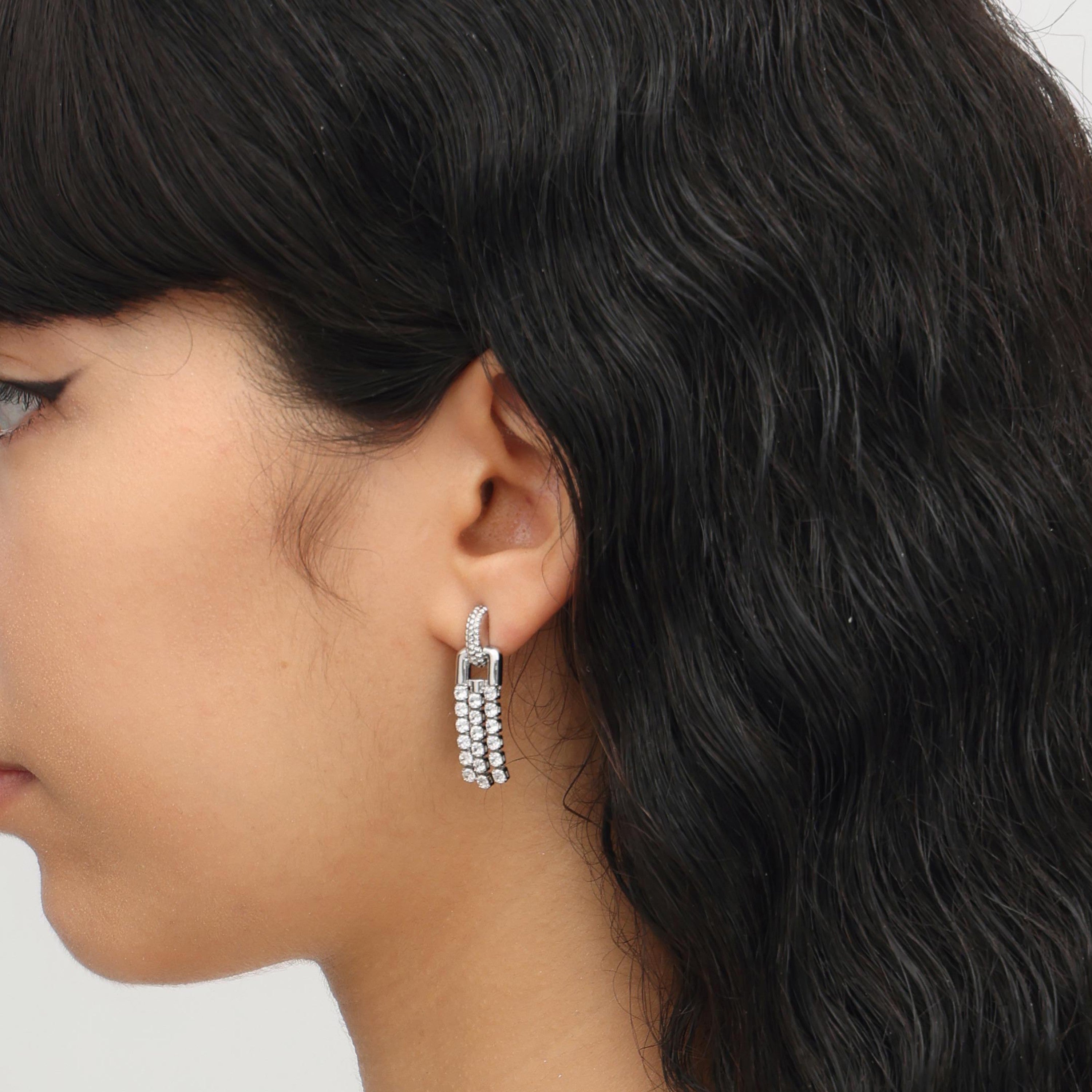 RSNY fringed stud earrings - RSNY R2135A Copper Rhodium Plated/Tremella Needle Size: 10 * 32 * 4mm Diamond pattern chain elements/fashion sense geometric shape/selected high-quality imitation diamonds/exquisite sense of detail processing