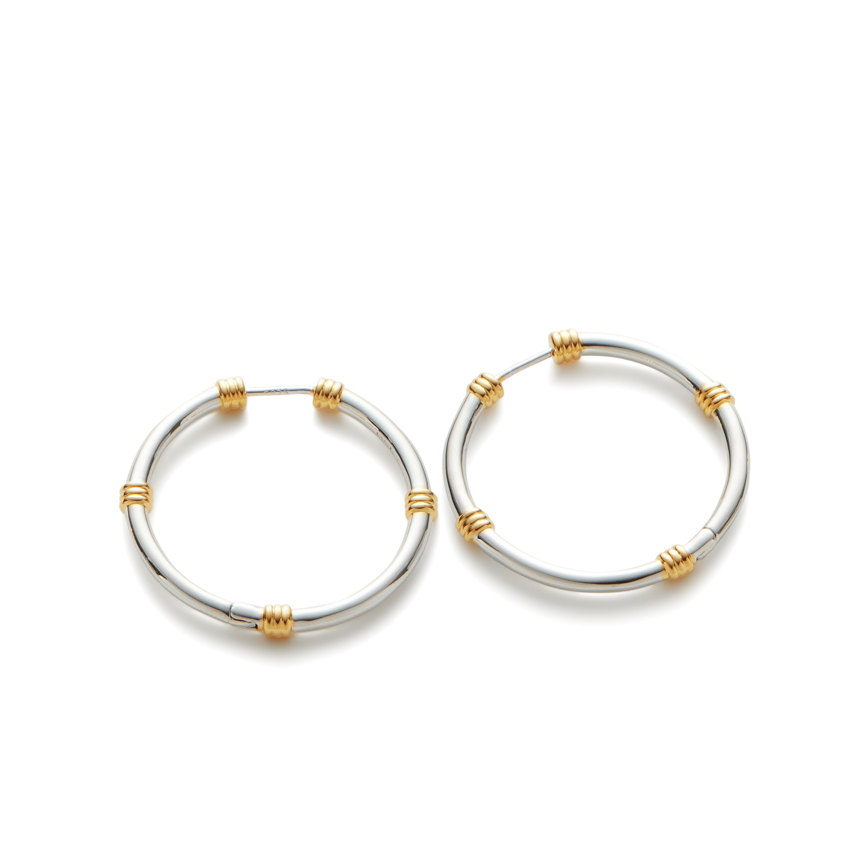RSNY Simple Roman Earrings - RSNY R2137A 铜镀铑/银耳针 约3*31*31mm 时尚绕圈纹设计/双色奢品级电镀/几何感切面造型/精致感细节处理