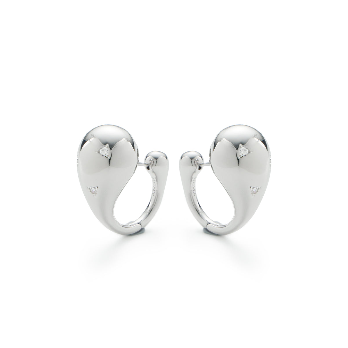 RSNY geometric streamlined earrings - RSNY R2160A 铜镀铑/银耳针 约14*23*26mm 不规则设计元素/时尚感几何造型/镜面级精工抛光/微厚重精巧质感