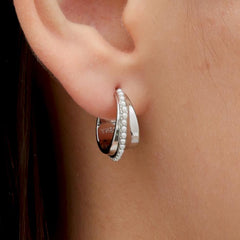 RSNY irregular shape earrings - RSNY R2172A 铜镀铑/银耳针 约18*18*8mm 圆环型设计元素/时尚感几何造型/优选精品级贝珠/精致感细节处理