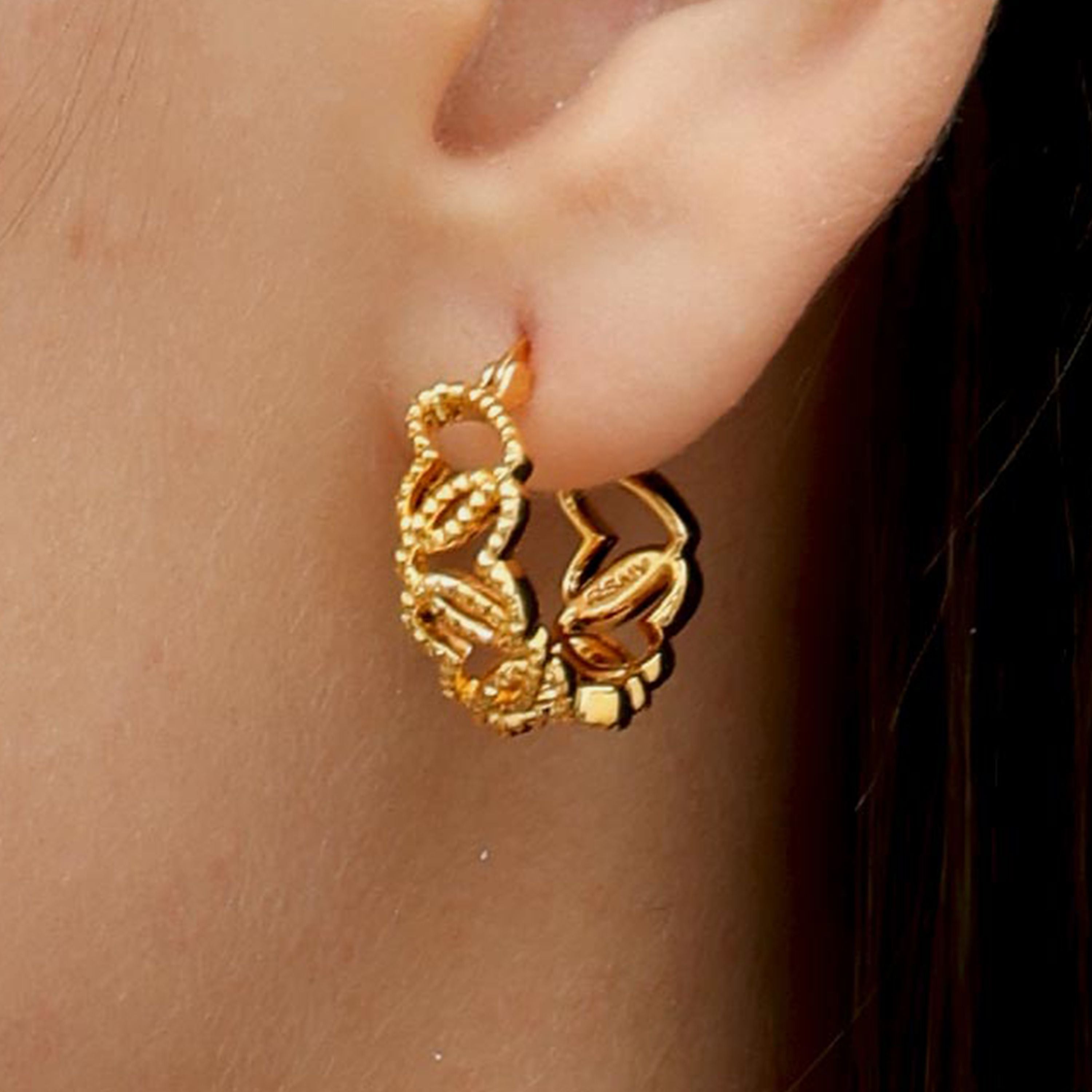 RSNY Diamond Textured Love Earrings - RSNY R2066A copper gold-plated/S925 Tremella needle, weight: 5.5g Size: 18 * 7 * 20mm diamond pattern love element/lightweight hollowing process/pure manual inlay technology/mirror grade Seiko polishing