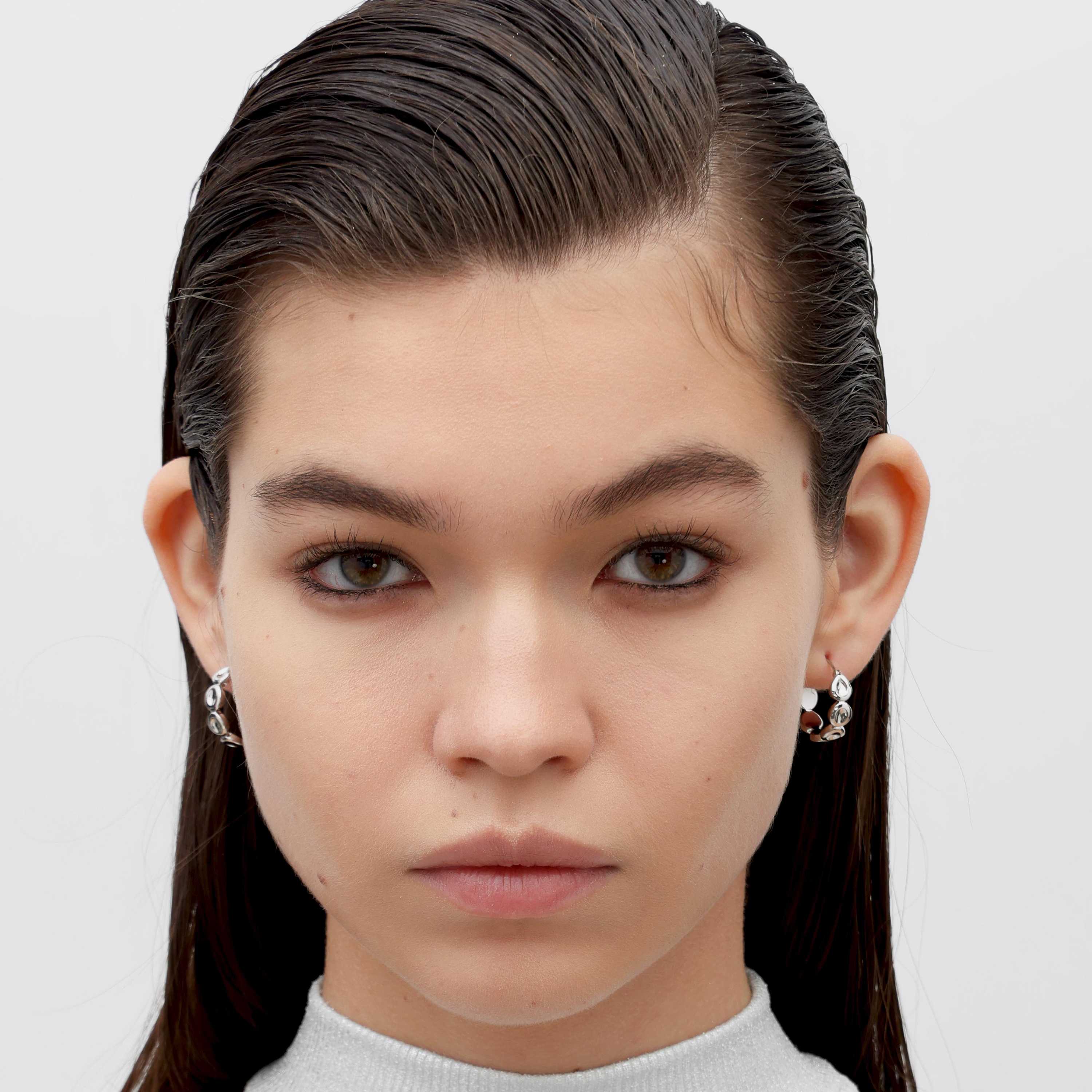 RSNY simple styling earrings - RSNY R2105A 铜镀铑/银耳针 约19*6*19时尚绕圈纹设计/镜面级精工抛光/轻量化品牌工艺/纯银高品质耳针