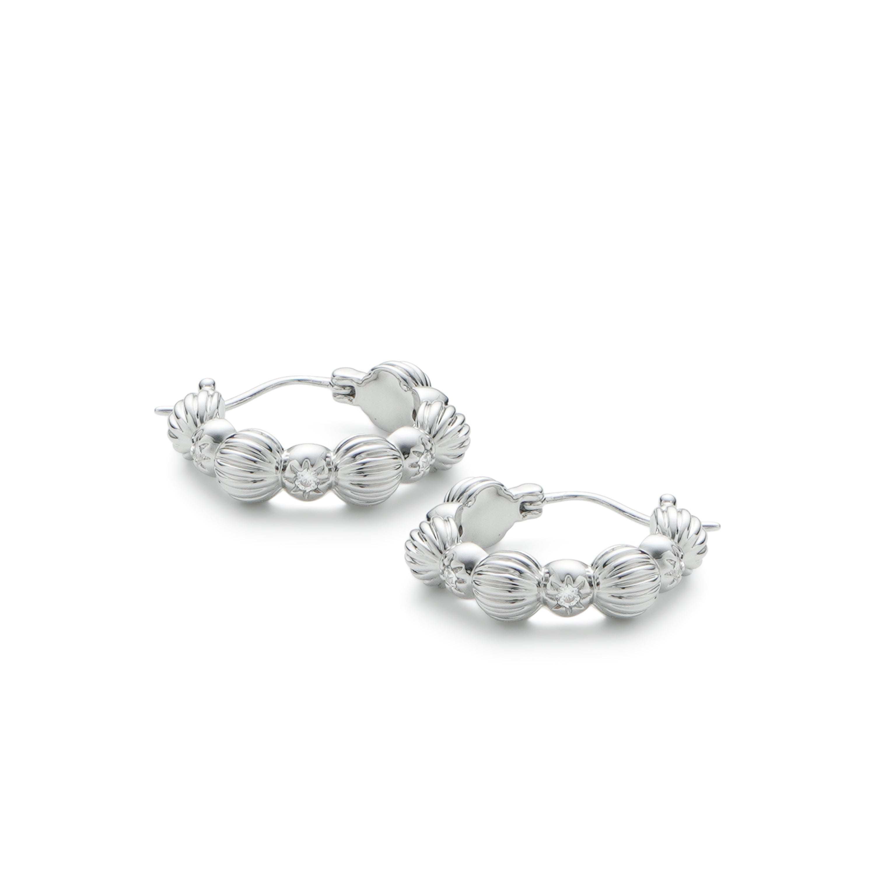 RSNY simple styling earrings - RSNY R2148A 铜镀铑/银耳针 约5*20*20mm 几何缠绕感元素/通勤款简约造型/纯手工精雕工艺/纯银高品质耳针