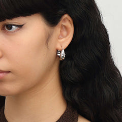 RSNY simple line earrings - RSNY R2123A 铜镀铑/银耳针 约10*21*21mm 立体感几何设计/镜面级精工抛光/精选优质仿钻石/纯银高品质耳针