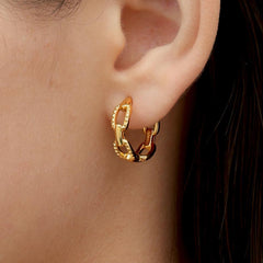 RSNY diamond pattern chain earrings - RSNY R2082B 铜镀金/银耳针 重量:4g 约19*6*19mm 钻石纹链条元素/轻量化镂空工艺/纯手工镶嵌技艺/镜面级精工抛光