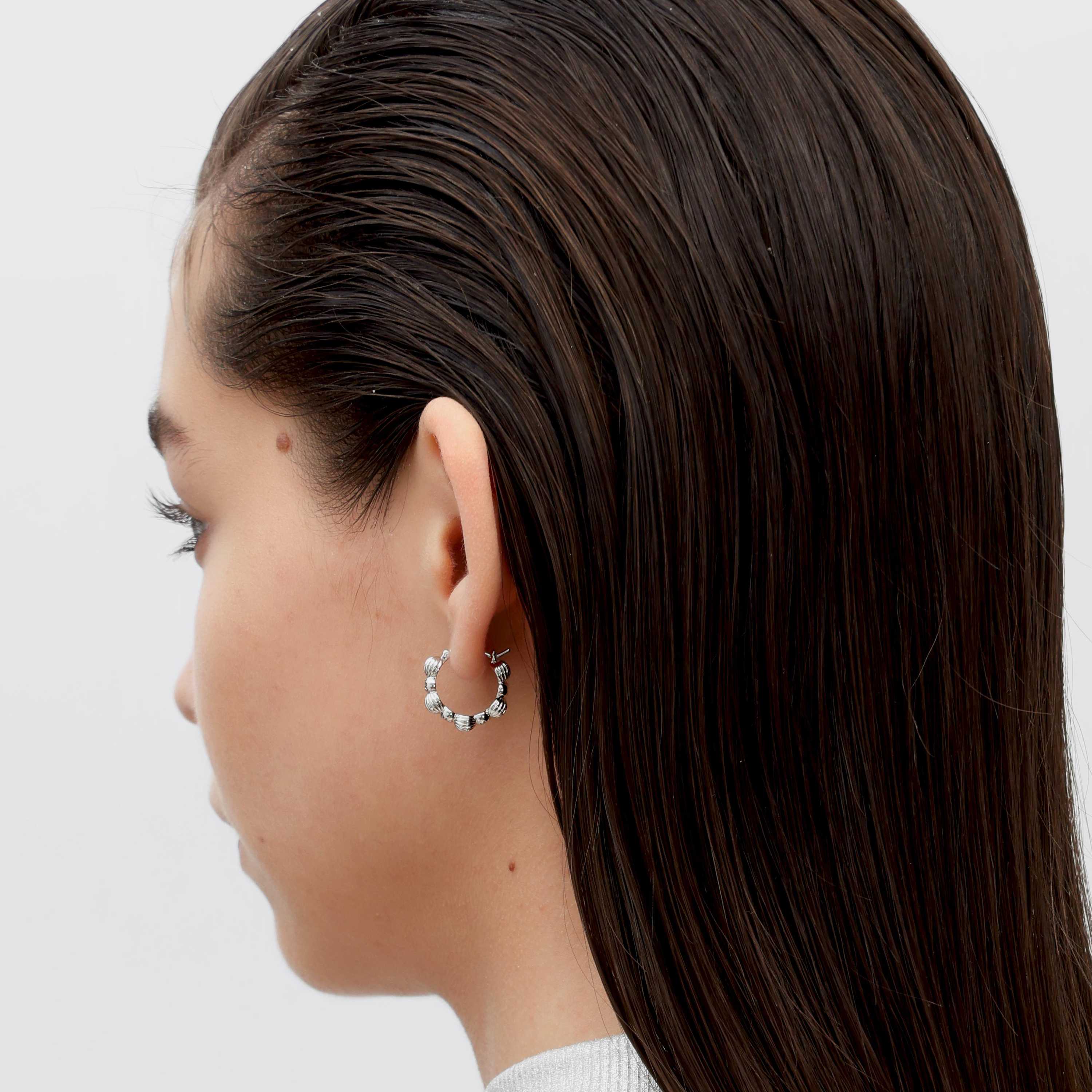 RSNY simple styling earrings - RSNY R2148A 铜镀铑/银耳针 约5*20*20mm 几何缠绕感元素/通勤款简约造型/纯手工精雕工艺/纯银高品质耳针