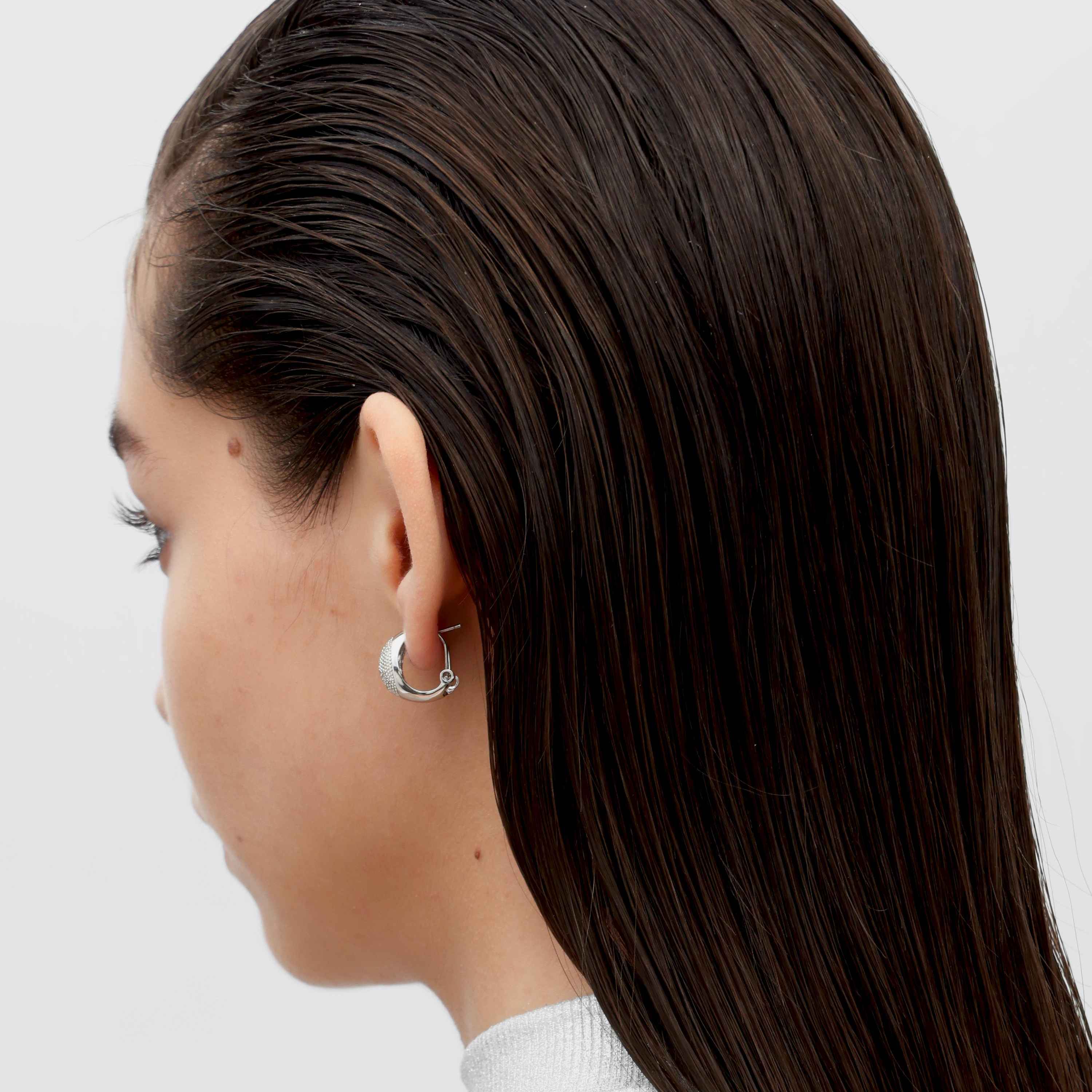 RSNY Geometric Earrings - RSNY R2182A 铜镀铑/银耳针 约18*10*10mm 钻石纹设计元素/几何感切面造型/纯银高品质耳针/精巧感开合设计