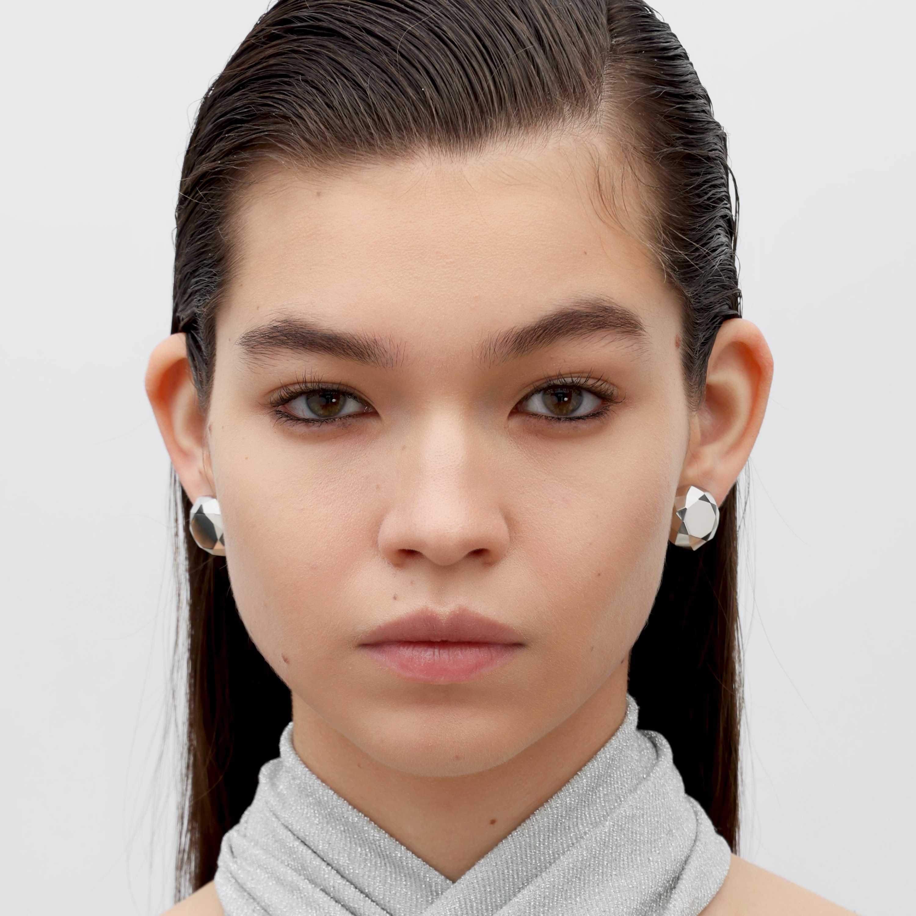 RSNY round diamond cut stud earrings - RSNY R2168A 铜镀铑/银耳针 约20*20*7mm 钻石型设计元素/几何感切面造型/镜面级精工抛光/纯银高品质耳针
