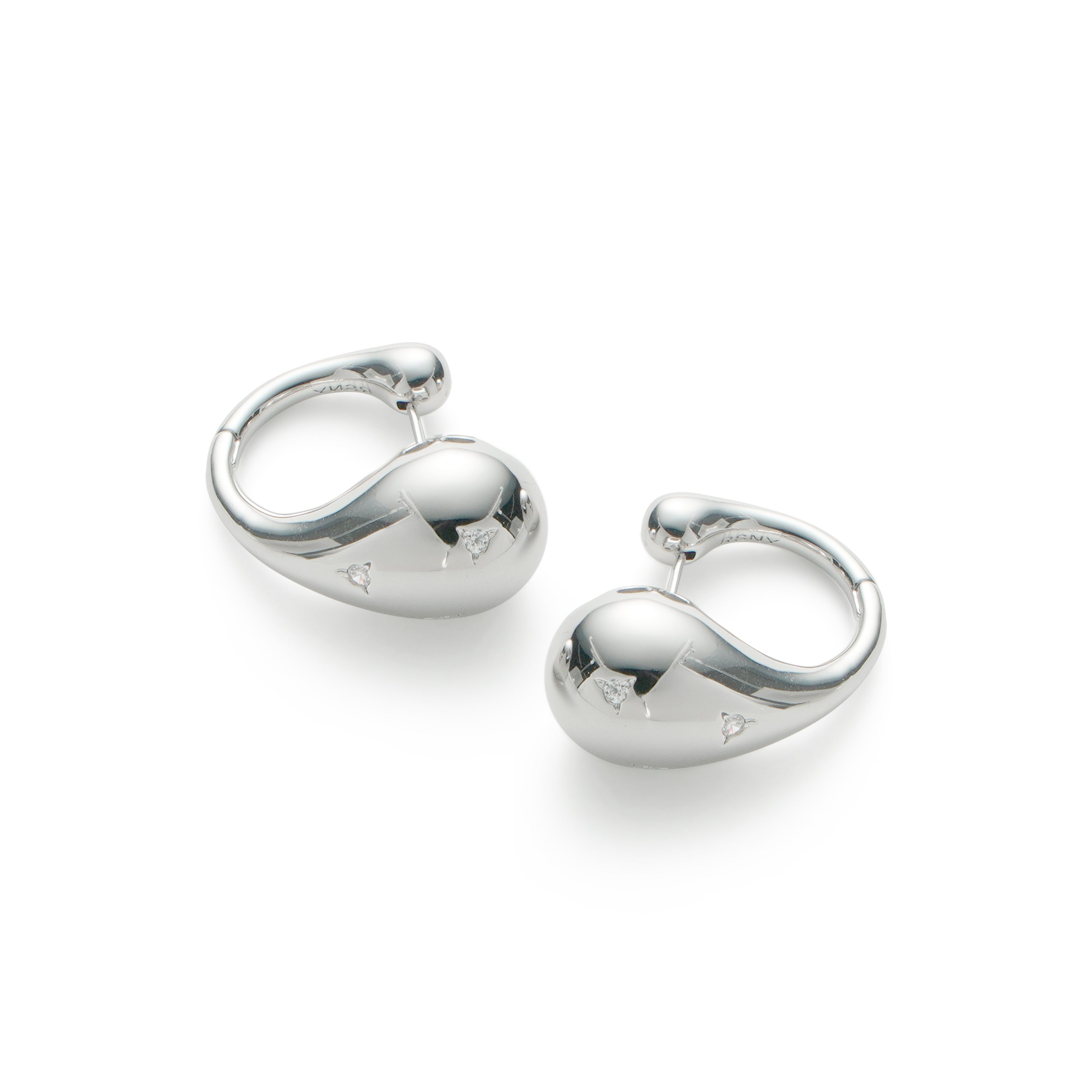 RSNY geometric streamlined earrings - RSNY R2160A 铜镀铑/银耳针 约14*23*26mm 不规则设计元素/时尚感几何造型/镜面级精工抛光/微厚重精巧质感