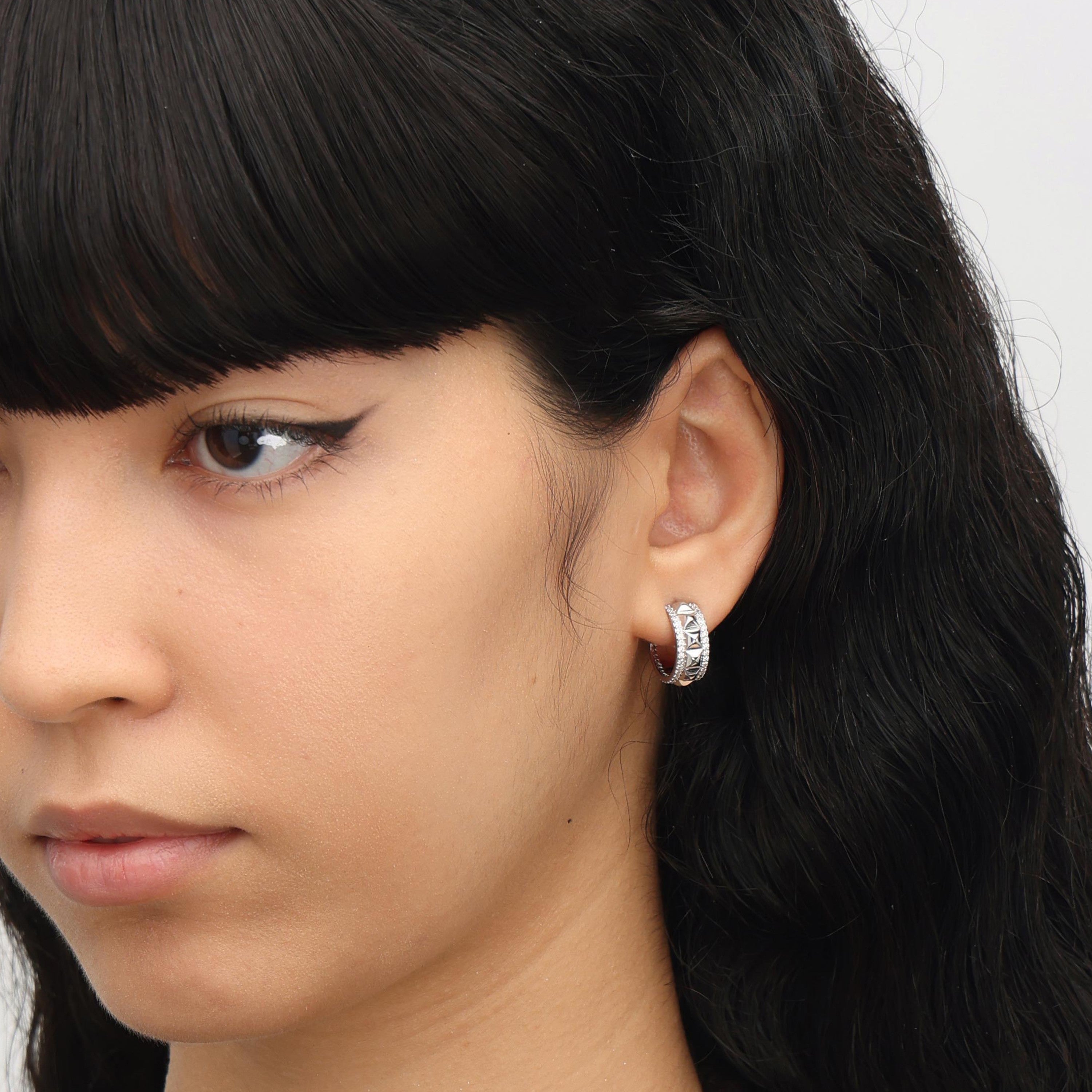 RSNY diamond pattern earrings - RSNY R2098A Copper Rhodium Plated/Tremella Needle Size: 7 * 15 * 16mm diamond-grade delicate cut/three-quarter-circle earrings/pure hand-set skills/exquisite detail processing