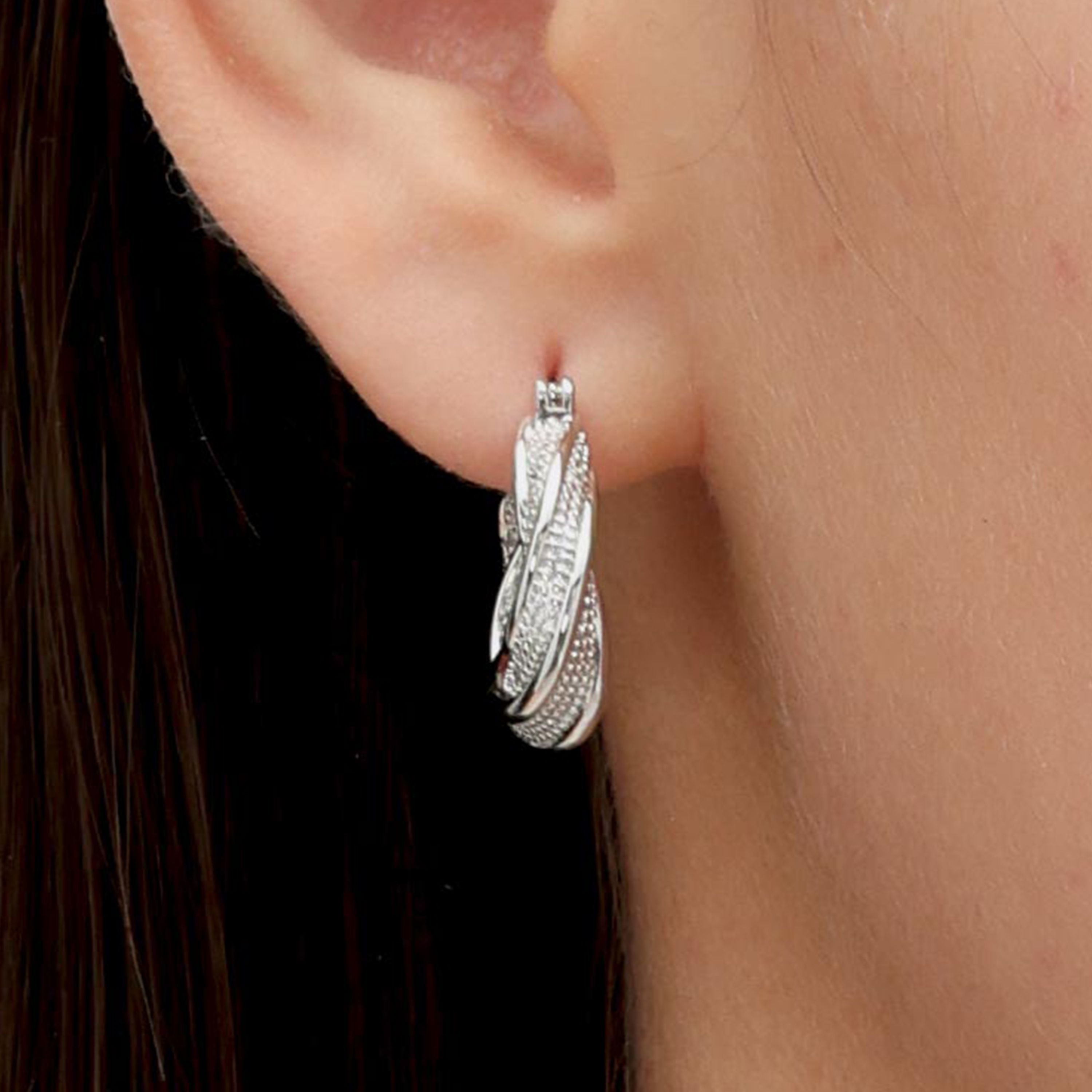 RSNY geometric abstract earrings - RSNY R2187A 铜镀铑/银耳针 约20*20*8mm 几何缠绕感元素/交错环几何造型/纯手工精雕工艺/微厚重精巧质感