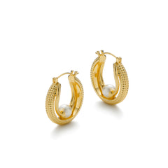 RSNY double pearl earrings - RSNY R2139B 铜镀金/银耳针 约6*22*23mm 钻石纹设计元素/时尚感几何造型/优选精品级贝珠/精致感细节处理