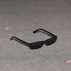 RSNY NP Sharp Blade Sunglasses - RSNY ·MJ0006A · Plate/nylon lenses · Frame width 145mm/temple length 145mm · Lens width 56mm/height 26mm · Unisex blade with extremely narrow frame design/0 touch metal logo/The darling of the top people in the fashion circle