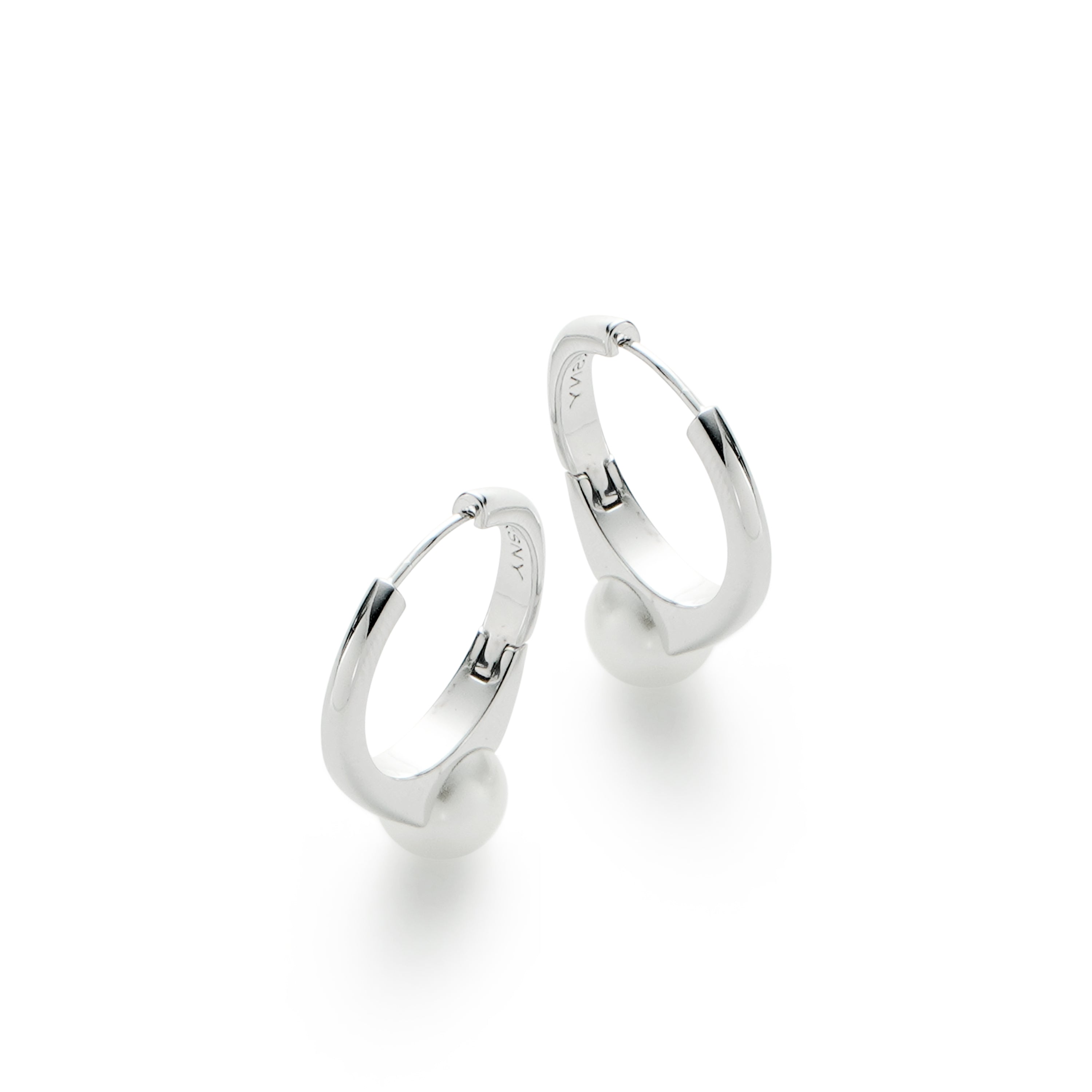 RSNY pearl ring earrings - RSNY R2145A 铜镀铑/银耳针 约8*26*20mm 钻石型设计元素/时尚感几何造型/优选精品级贝珠/精致感细节处理