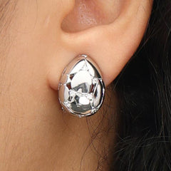 RSNY Diamond Stud Earrings - RSNY R2127A 铜镀铑/银耳针 约14*19*7mm 钻石型设计元素/通勤款几何造型/精致感细节处理/纯手工镶嵌技艺