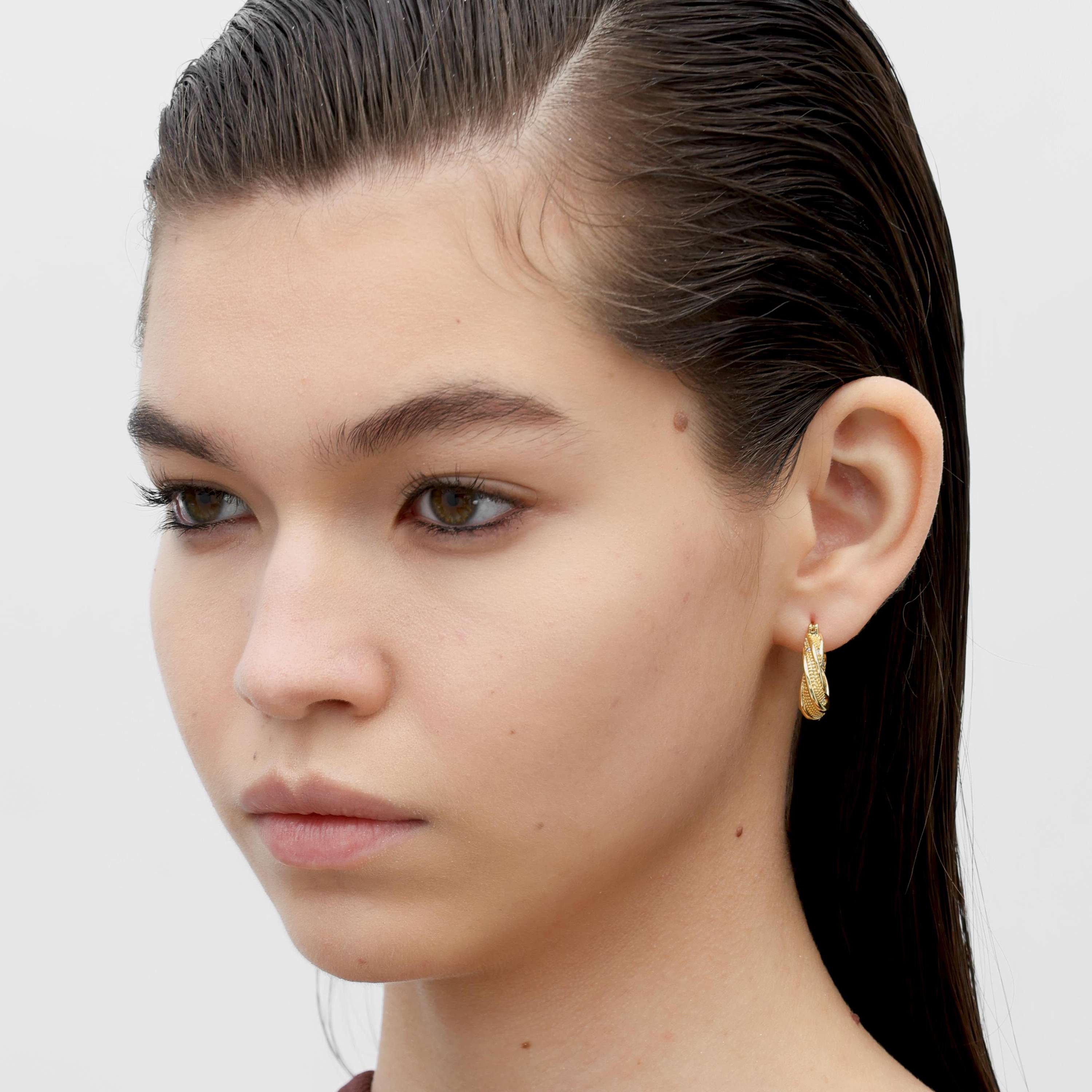 RSNY geometric abstract earrings - RSNY R2187B 铜镀金/银耳针 约20*20*8mm 几何缠绕感元素/交错环几何造型/纯手工精雕工艺/微厚重精巧质感